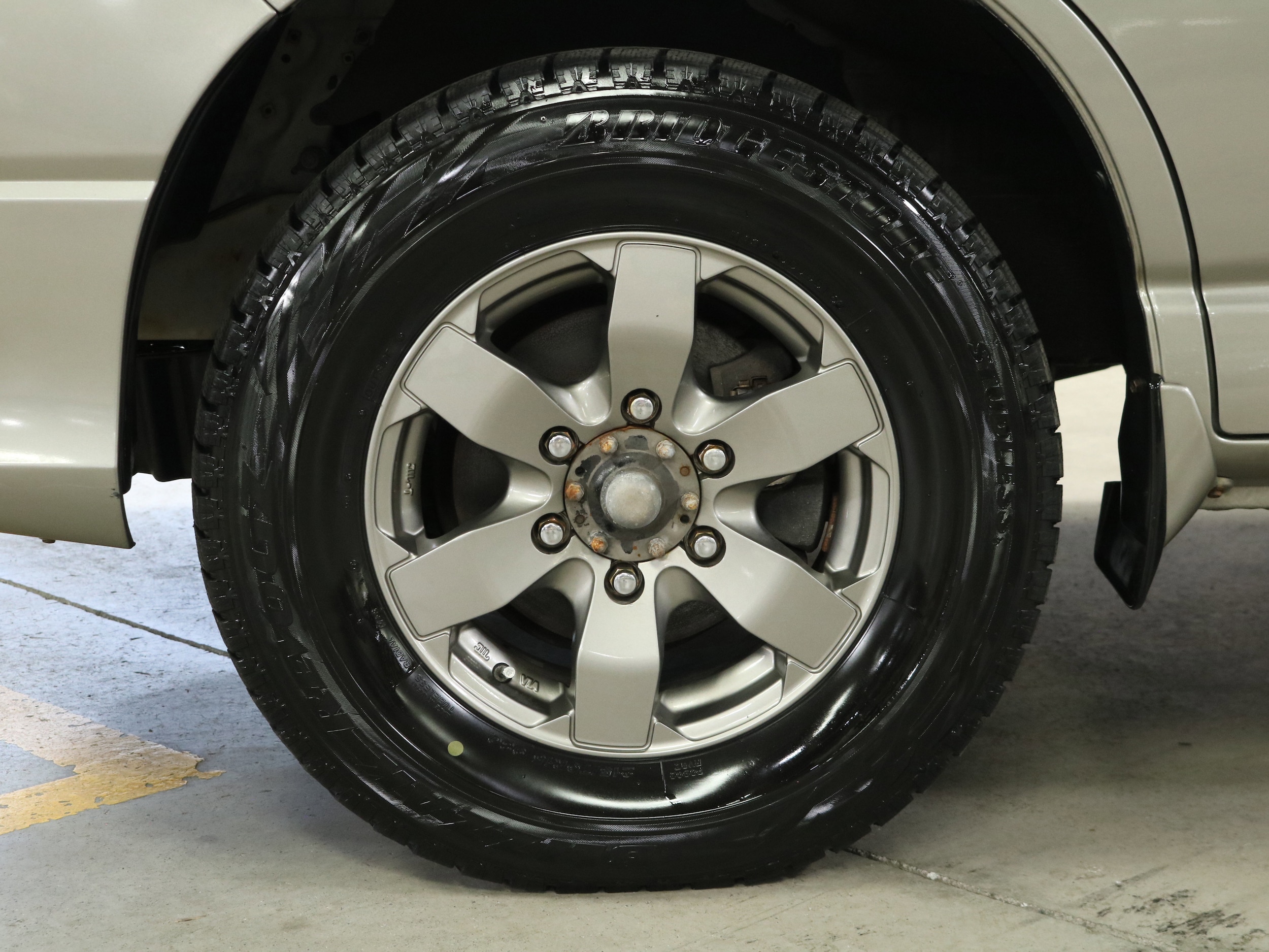 2000 Toyota Grand Hiace 30