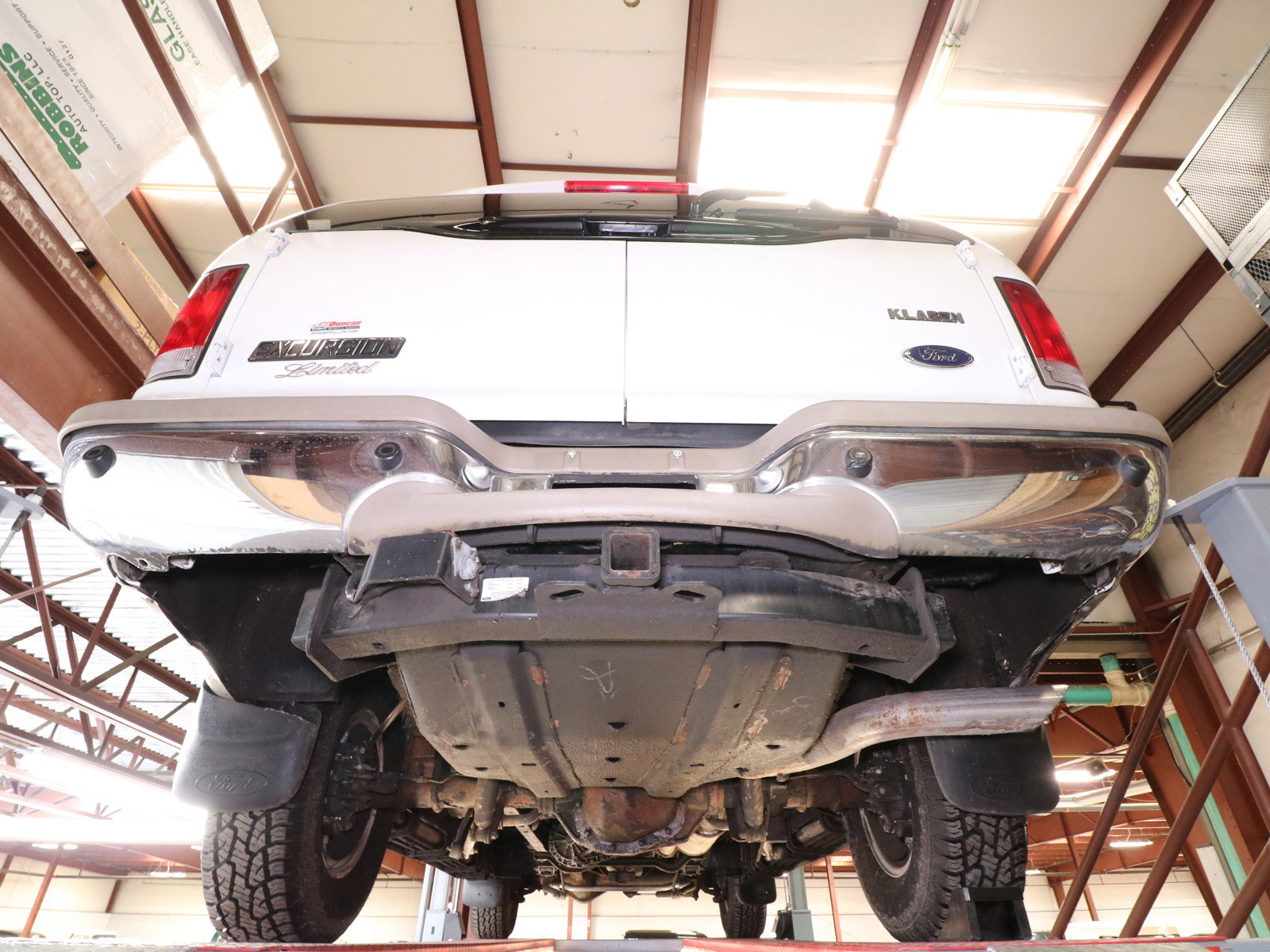 2000 Ford Excursion 43