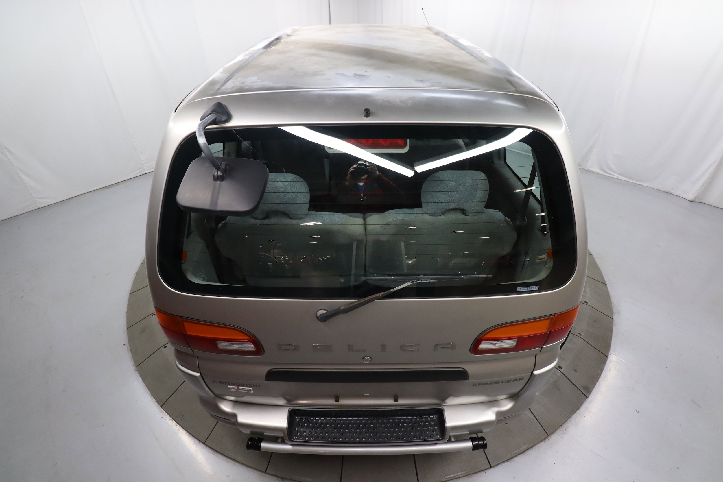 2000 Mitsubishi Delica 53