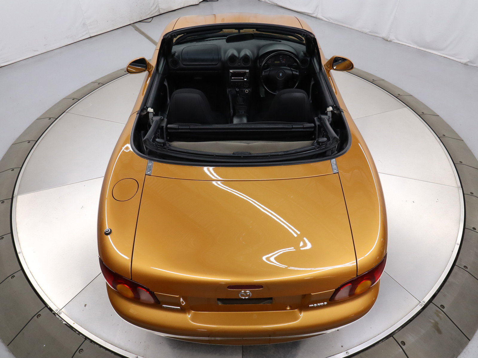 1998 Mazda Eunos Roadster 56