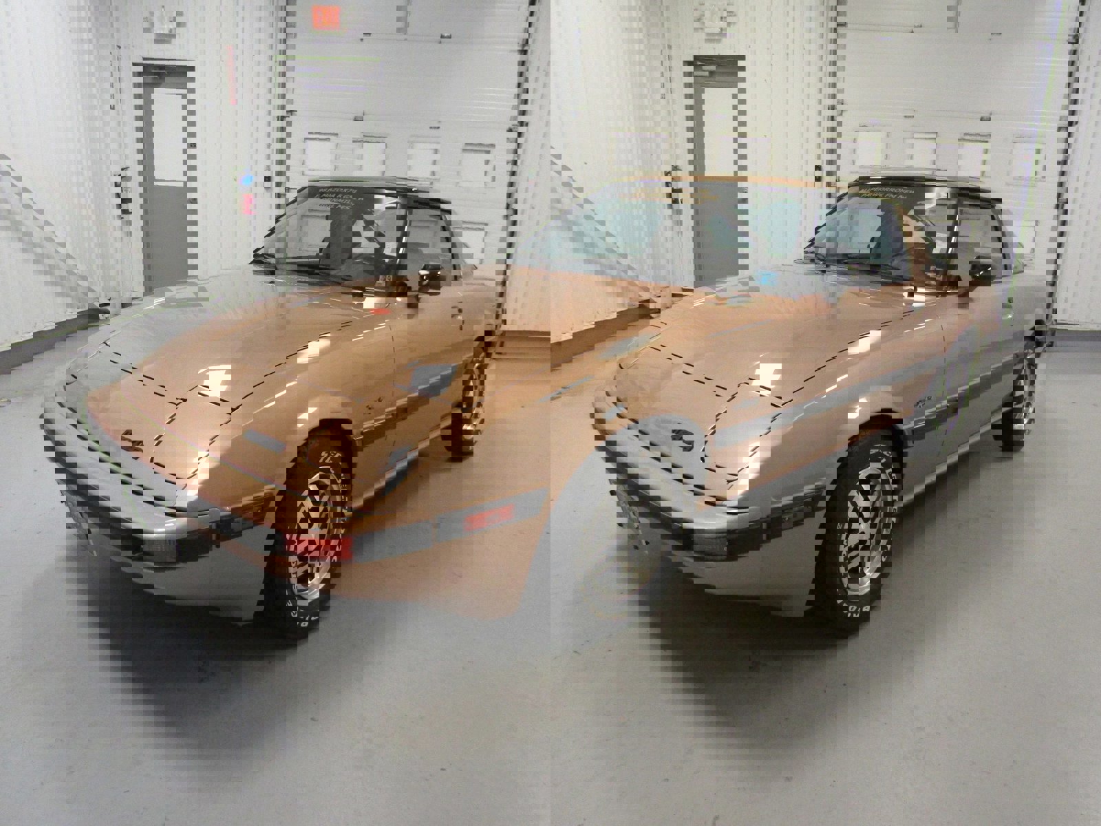 1981 Mazda RX-7 photo 3