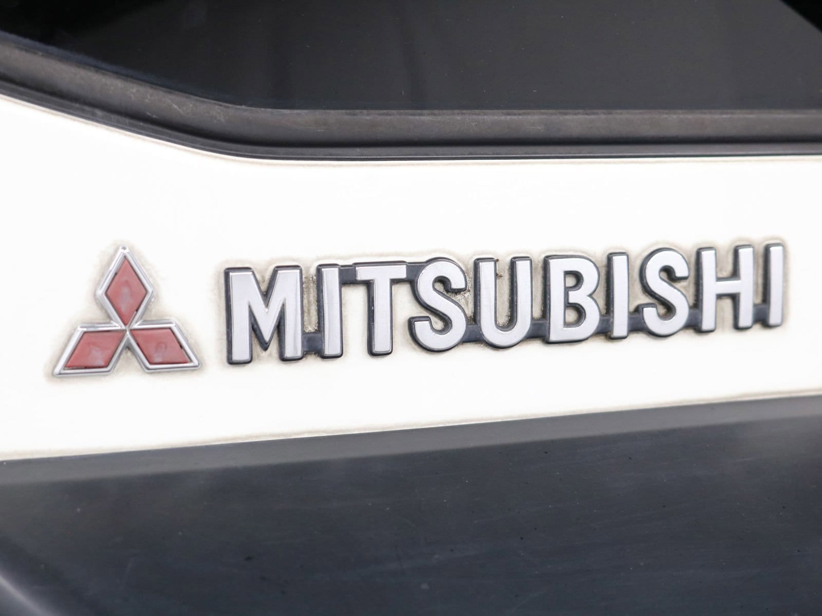 1999 Mitsubishi Pajero 50