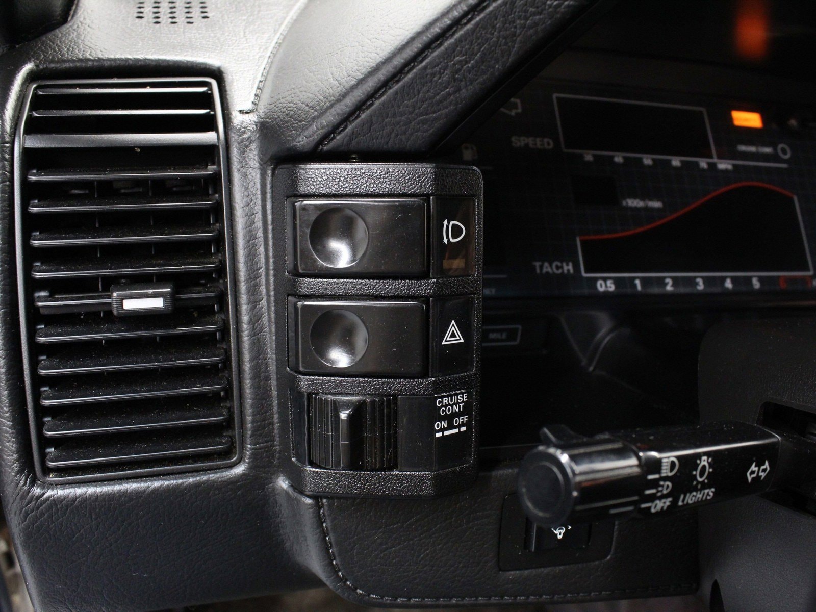 1986 Nissan 300ZX 39