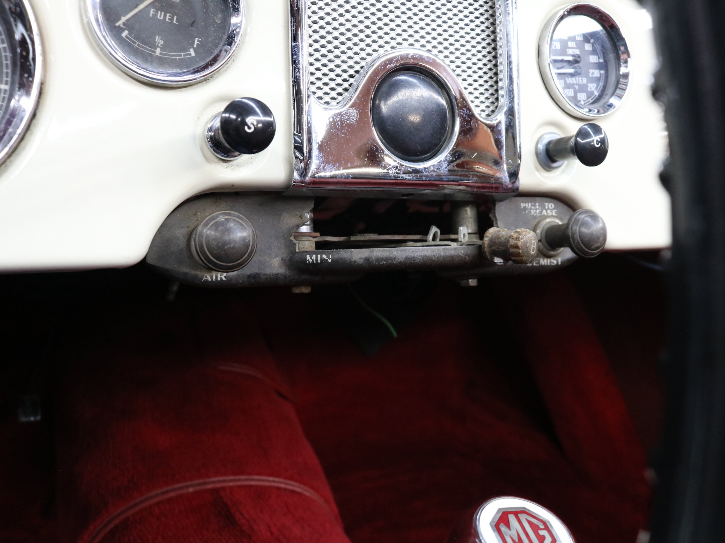 1961 MG Roadster 42