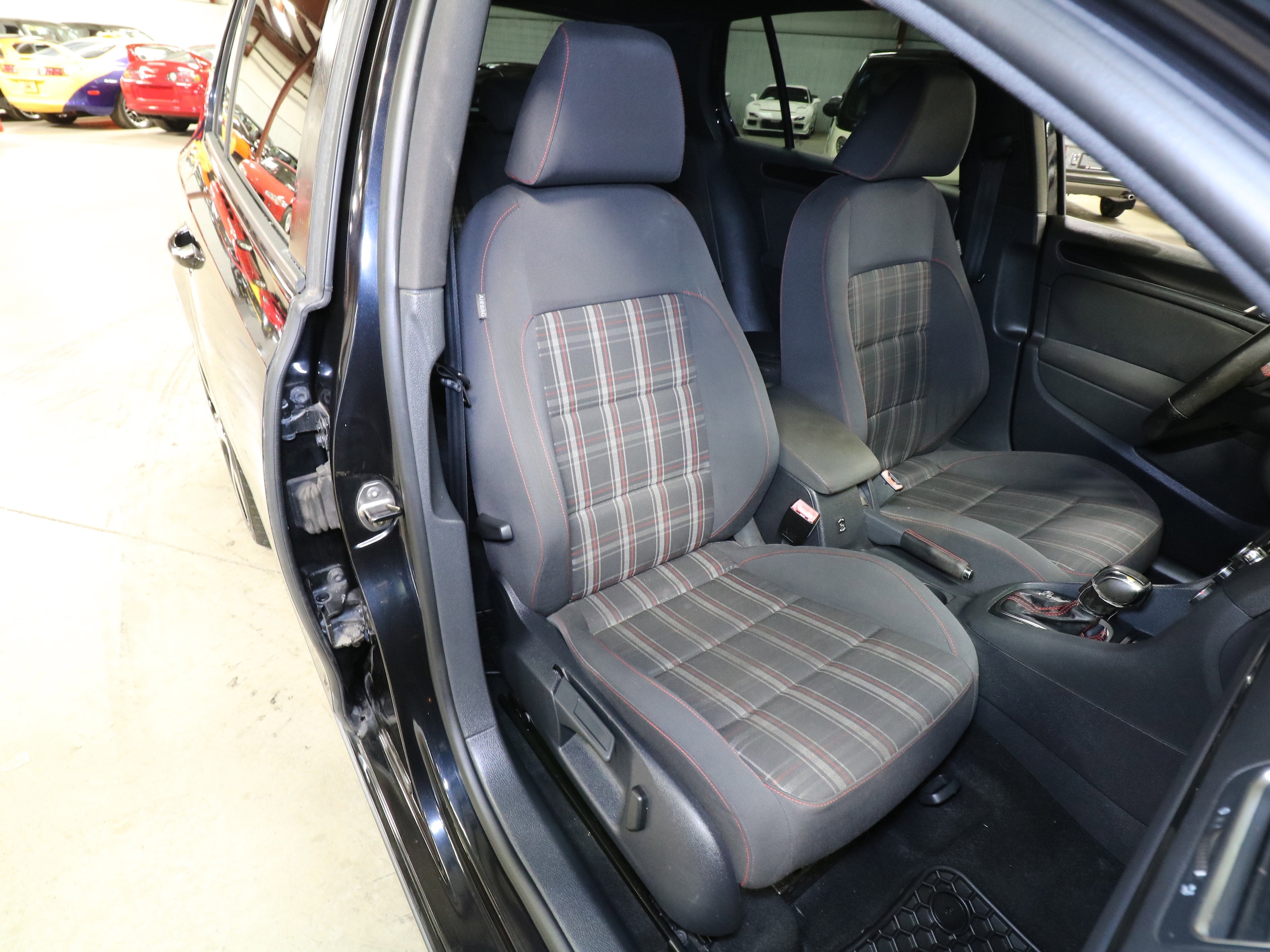 2012 Volkswagen GTI 17