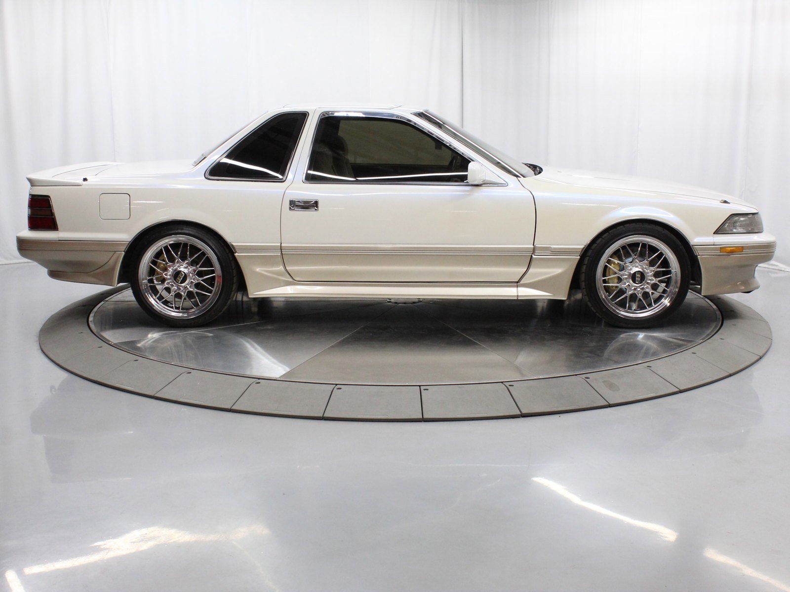 1989 Toyota Soarer 8