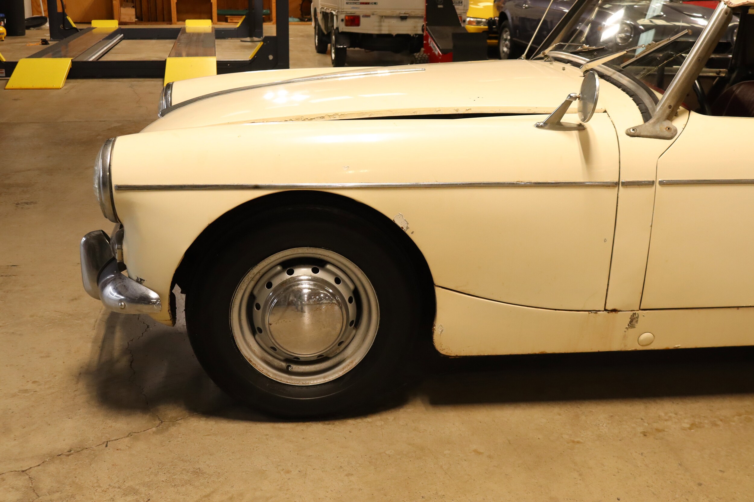 1967 MG Midget 12
