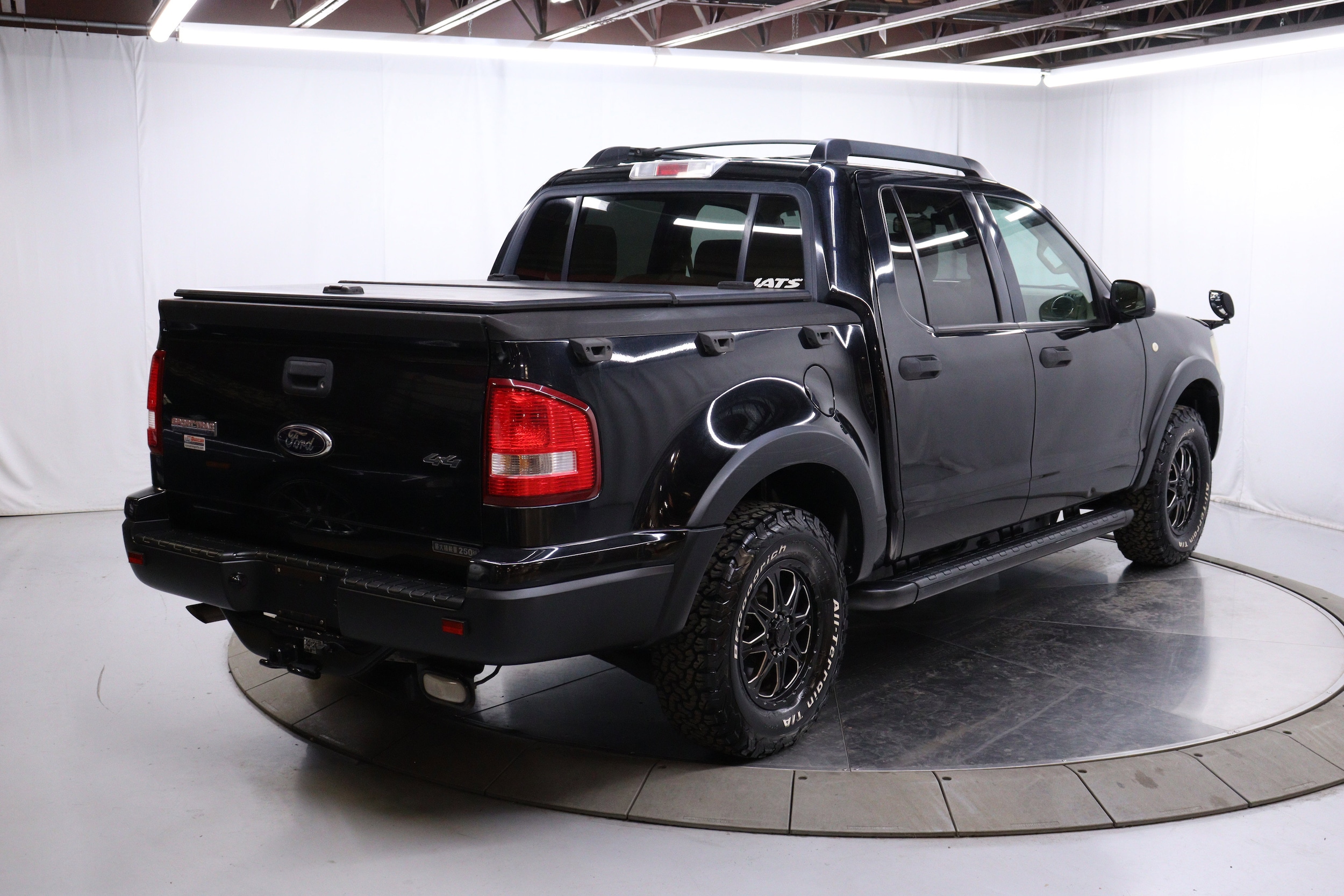 2008 Ford Explorer Sport Trac 9