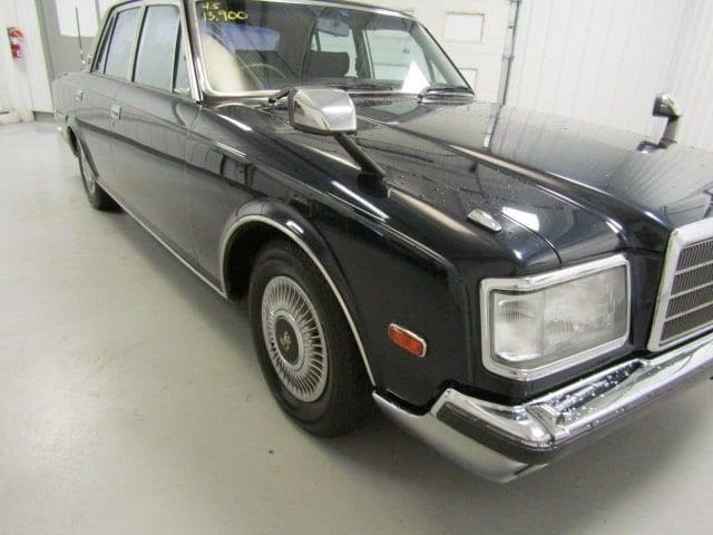 1989 Toyota Century 37
