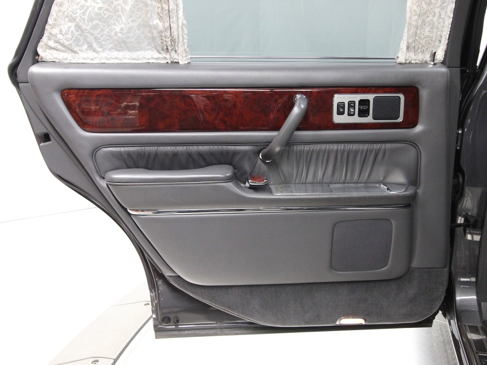 1997 Toyota Century 23
