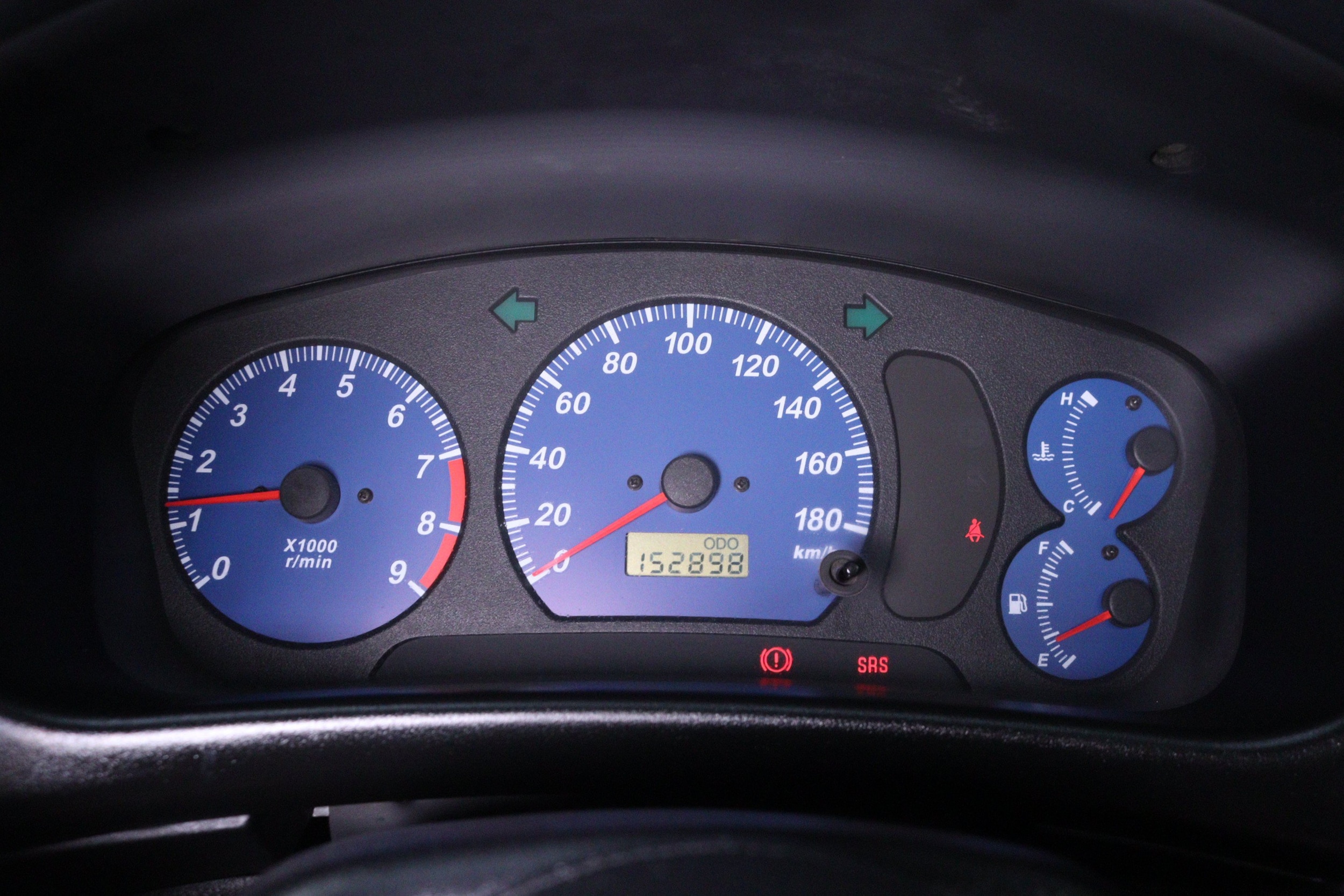 1999 Mitsubishi Lancer 11