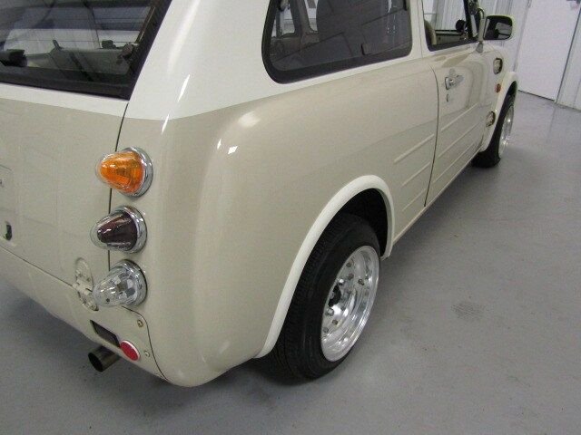 1989 Nissan Pao 37