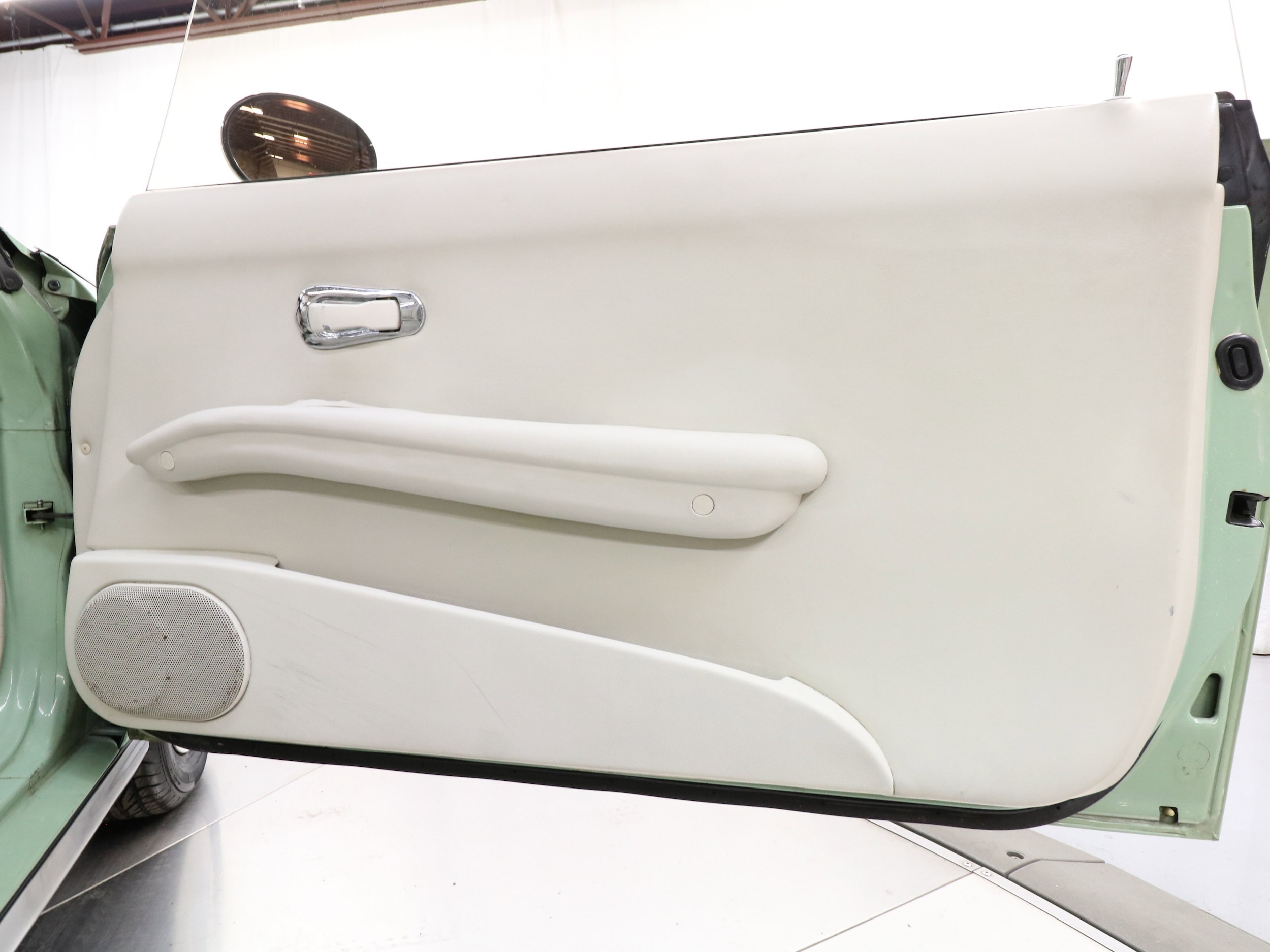 1991 Nissan Figaro 24
