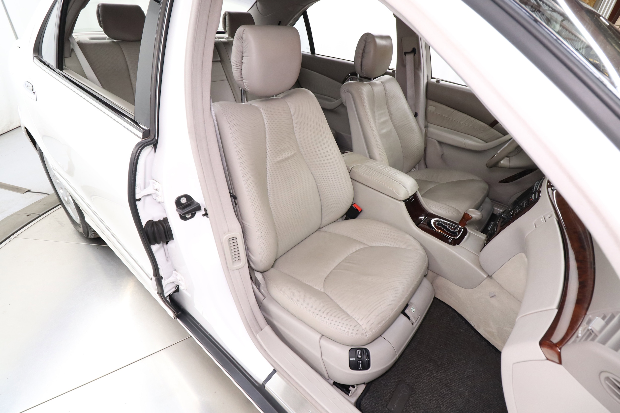 2000 Mercedes-Benz S500 20