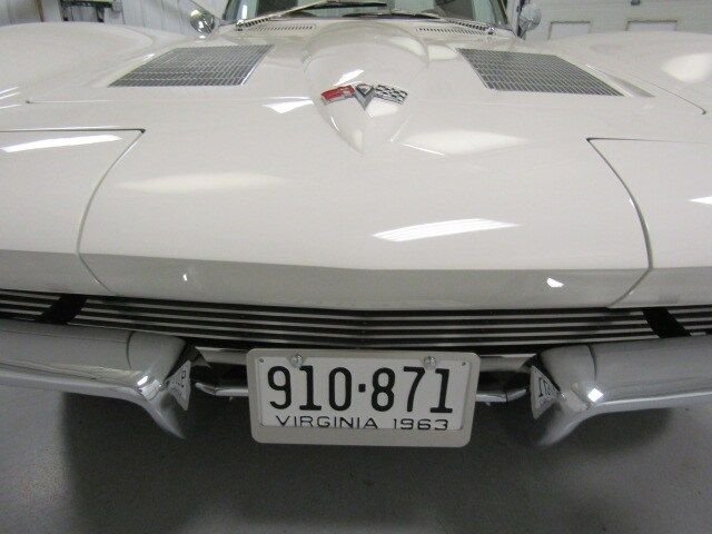 1963 Chevrolet Corvette Stingray 53