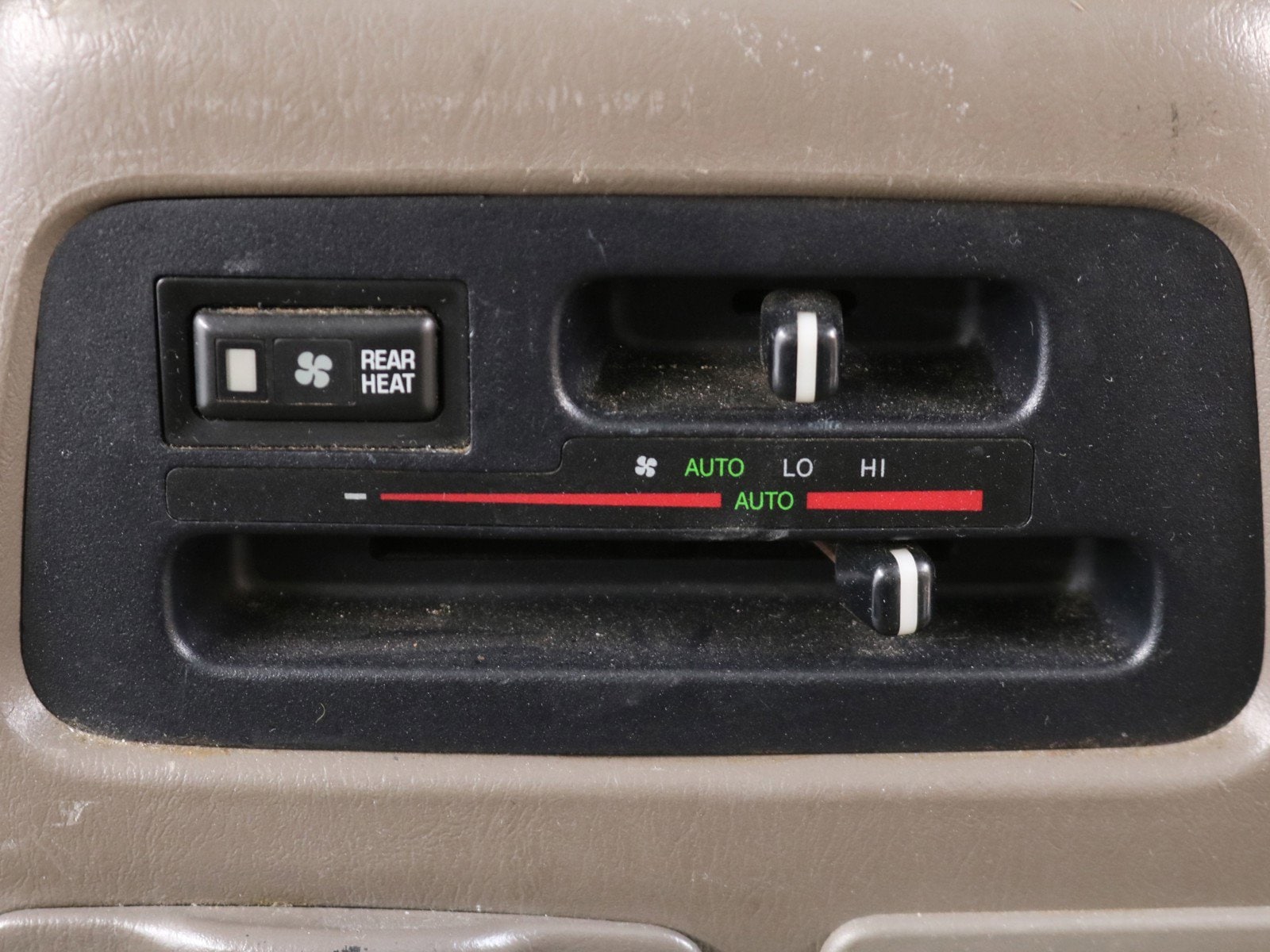 1999 Toyota Grand Hiace 54