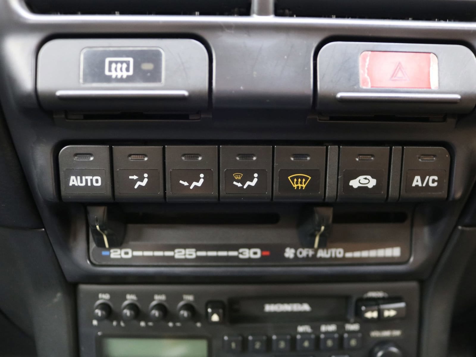 1994 Honda Integra JDM car for sale — photo 12 of 25