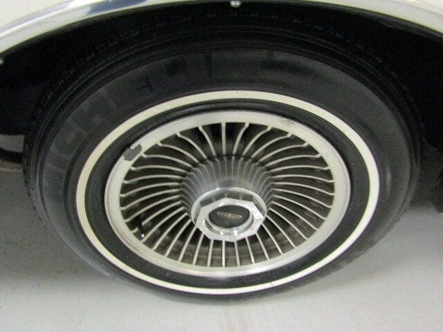 1982 Lincoln Continental 43