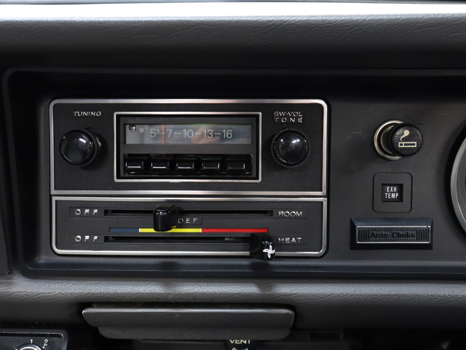 1993 Nissan Sunny 10