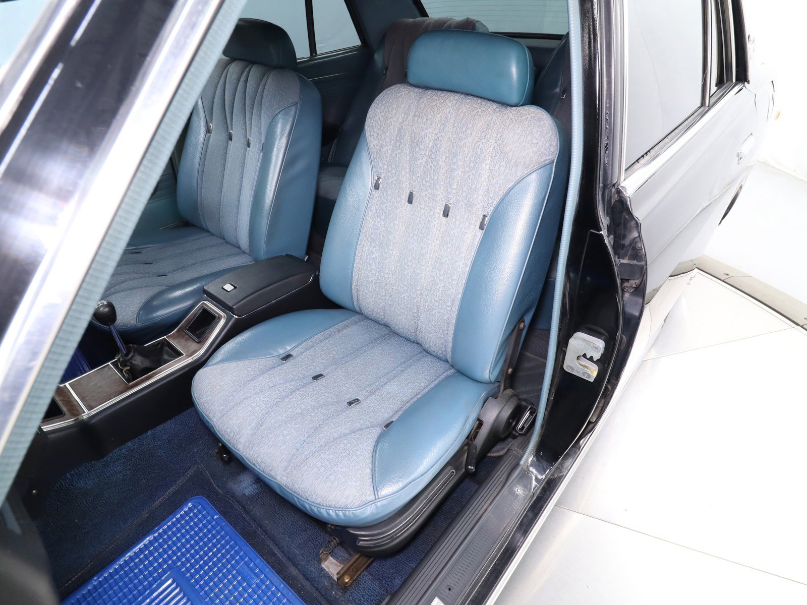 1974 Nissan Cedric 19