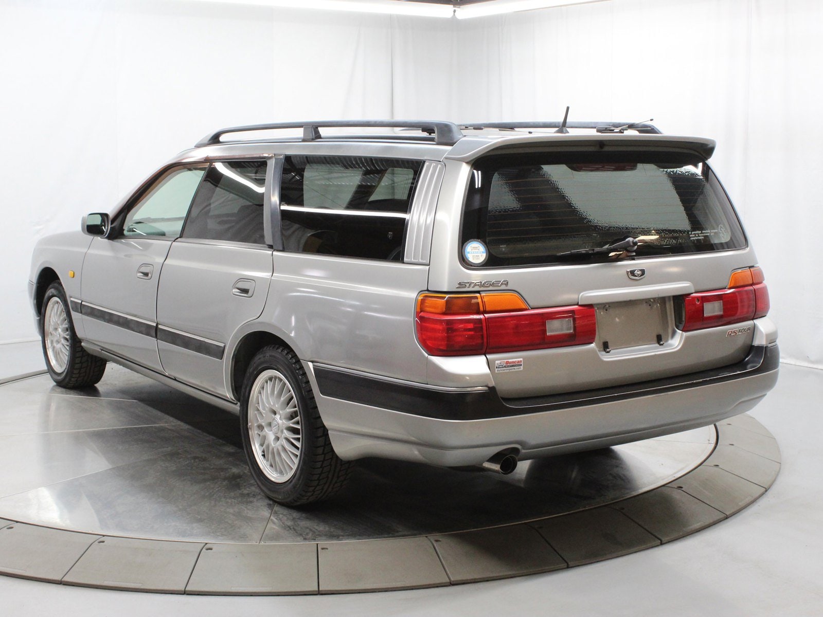 1997 Nissan Stagea 5