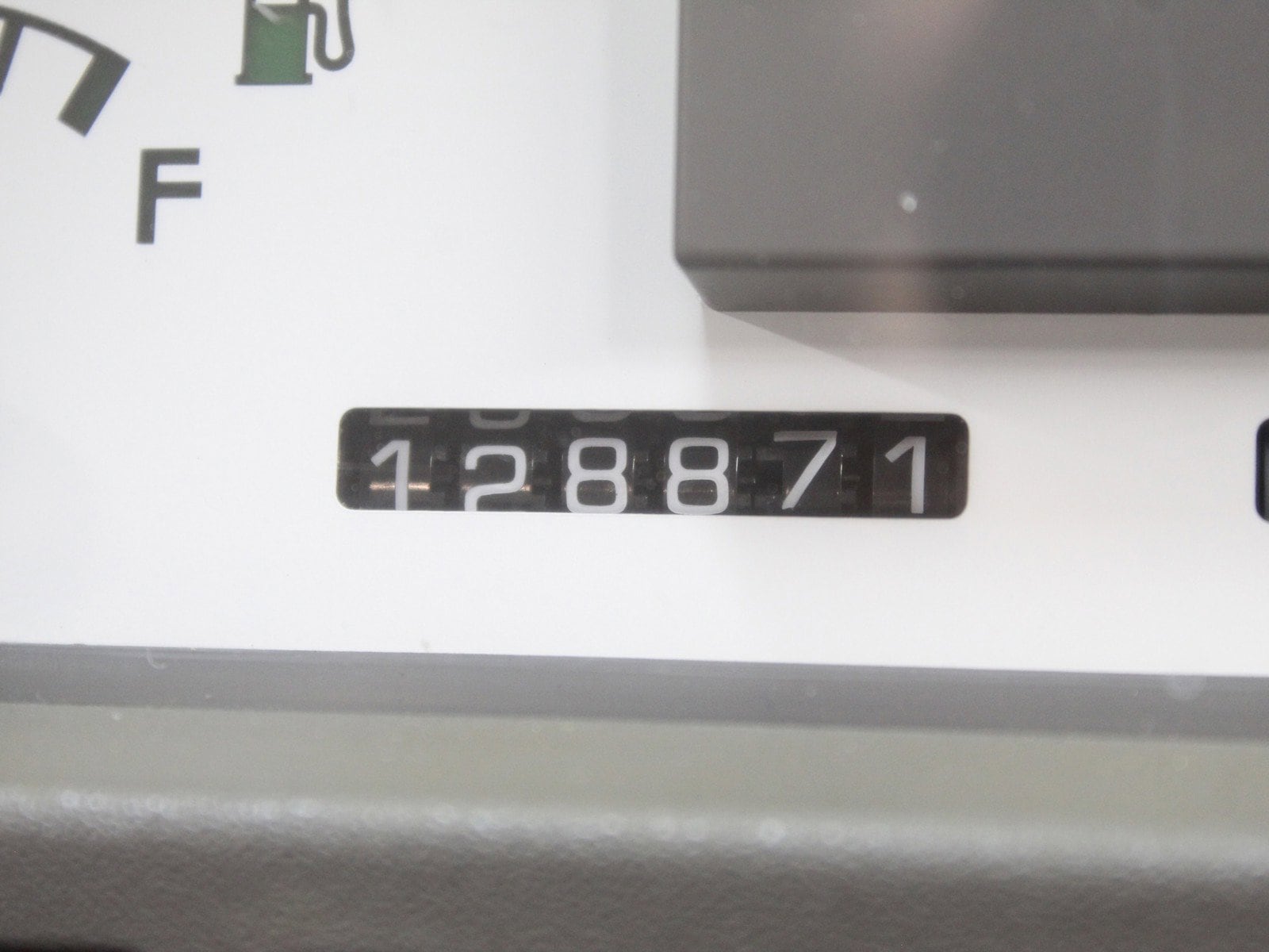 1989 Nissan S-Cargo 39