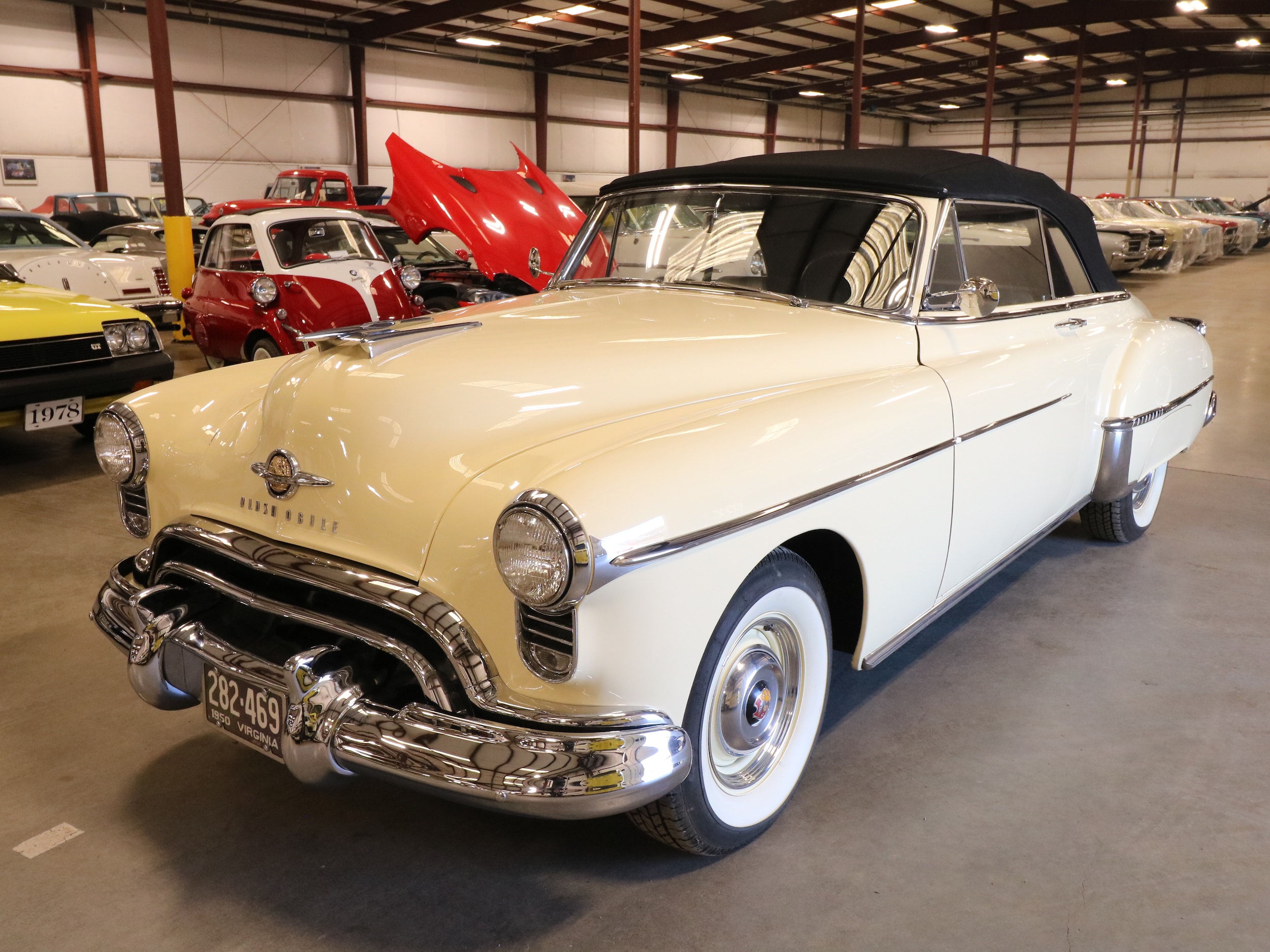 1950 Oldsmobile Rocket 88 2