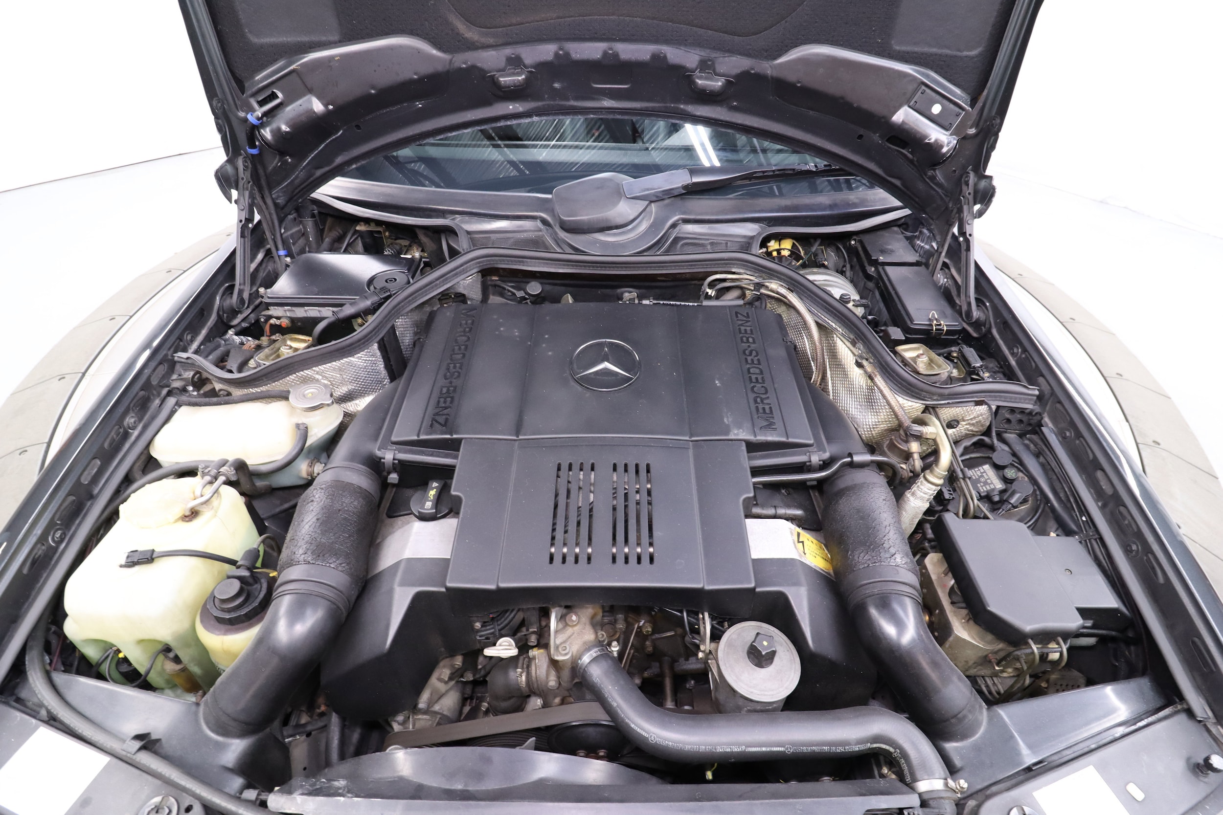 1994 Mercedes-Benz E500 27