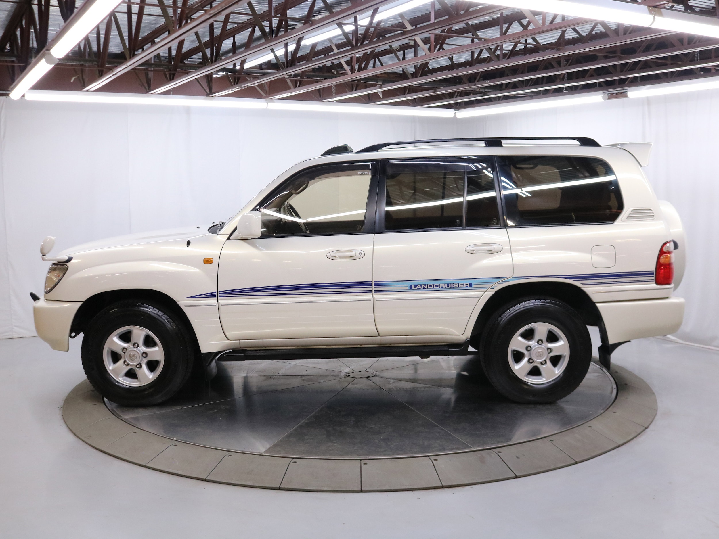 1998 Toyota Land Cruiser 4
