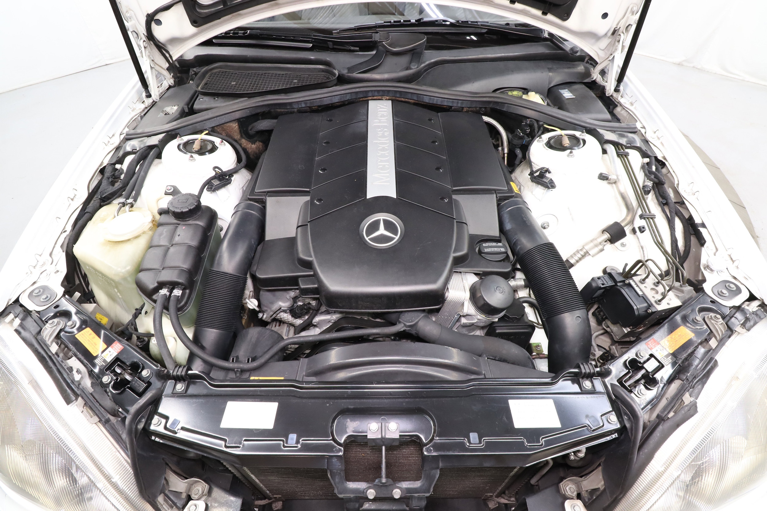 2000 Mercedes-Benz S500 32