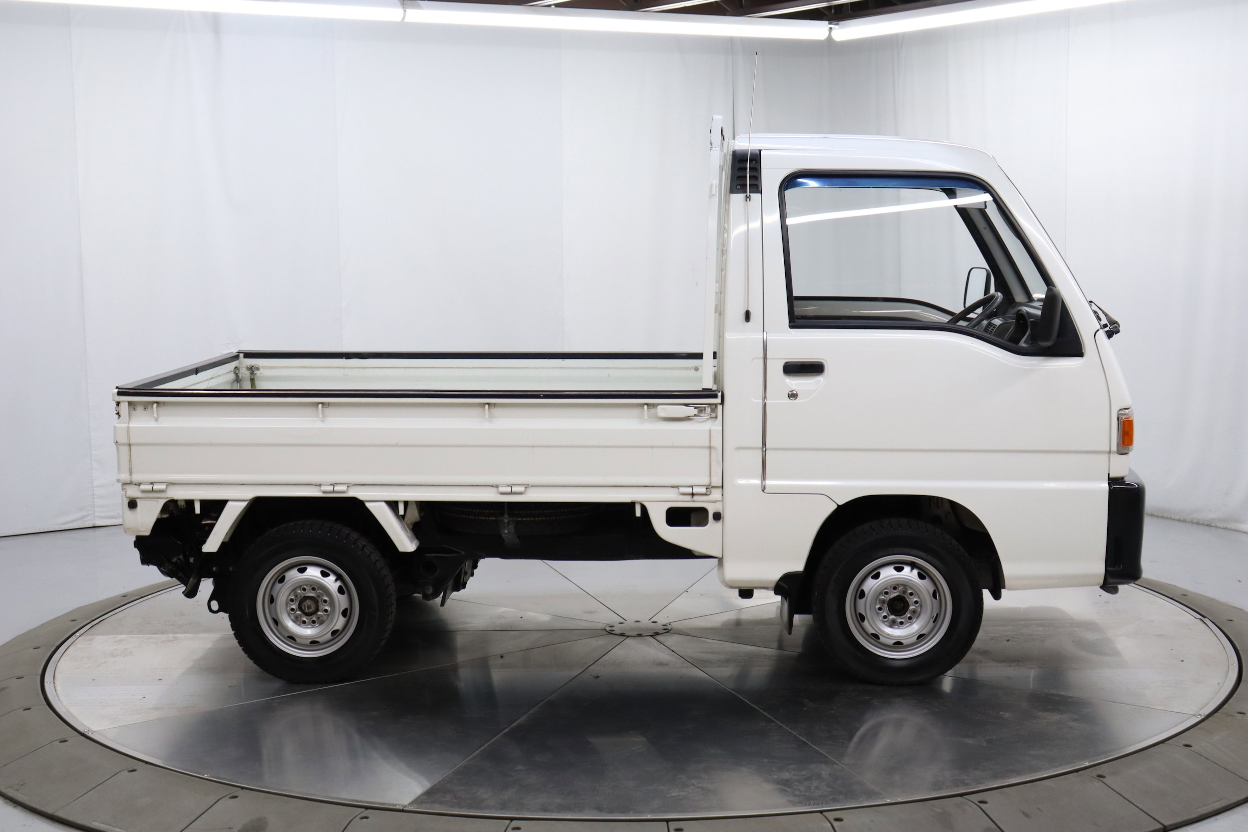 1993 Subaru Sambar 10