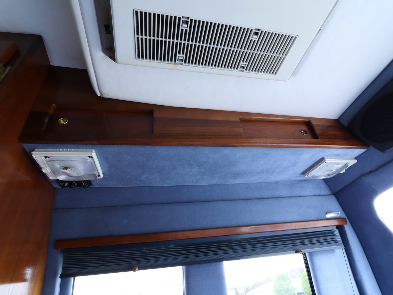 1996 Dodge Ram Van 68