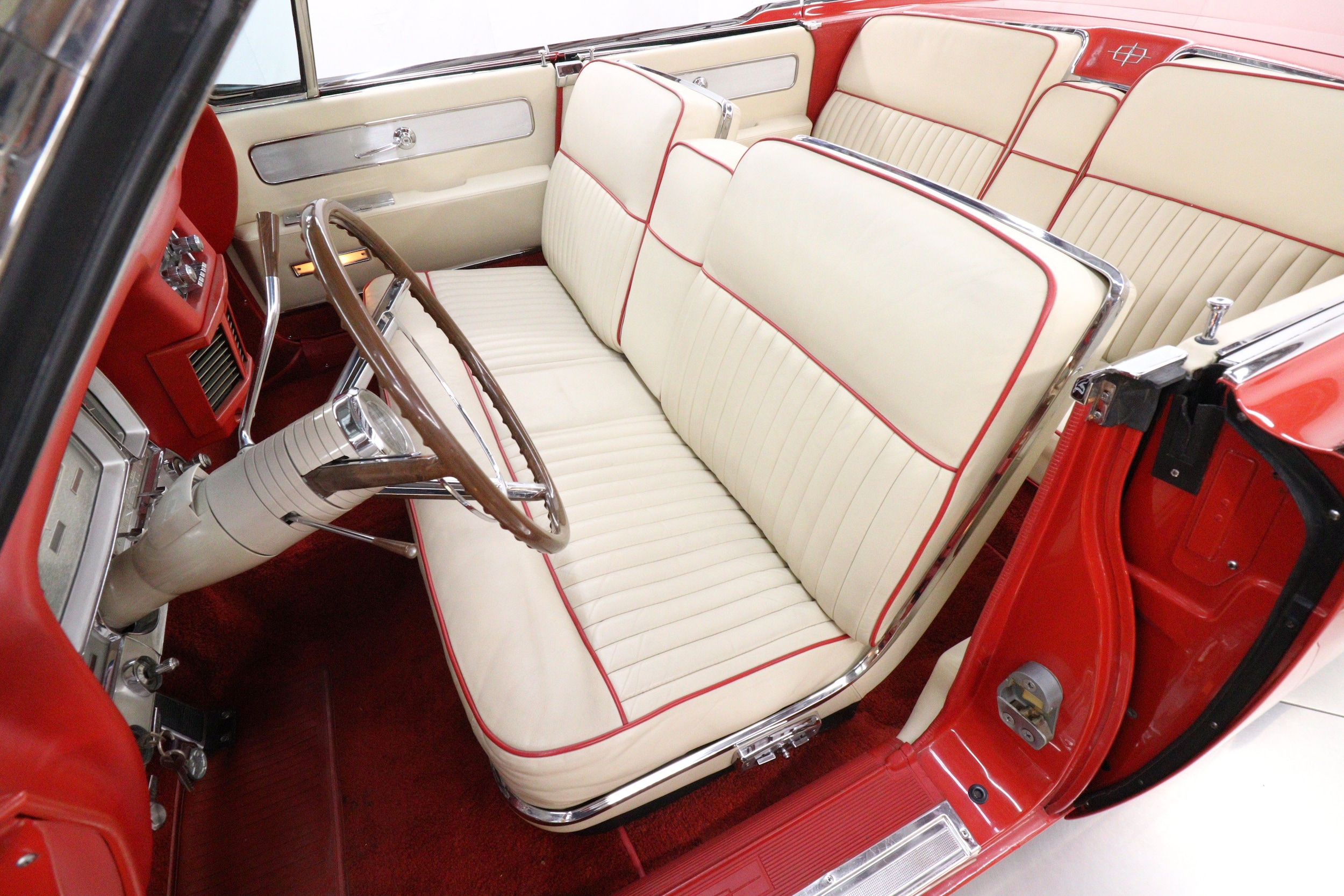 1963 Lincoln Continental 22