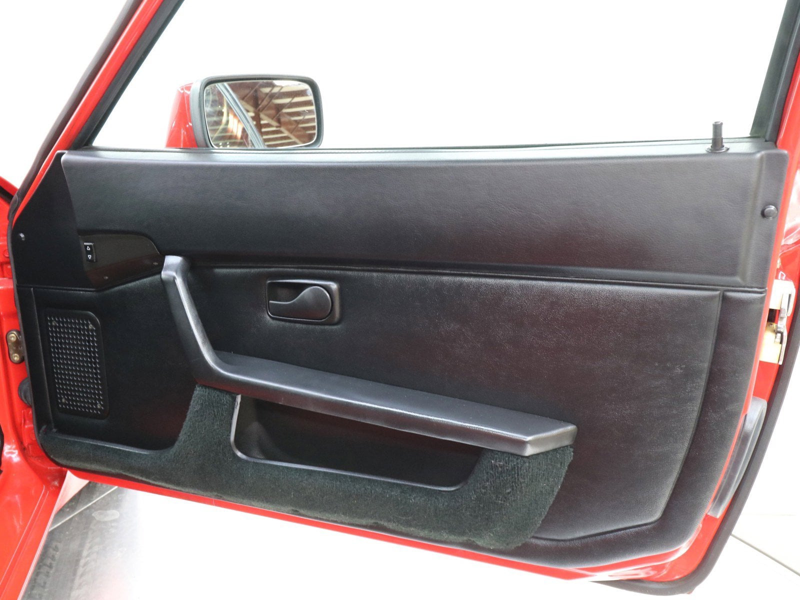 1986 Porsche 944 27
