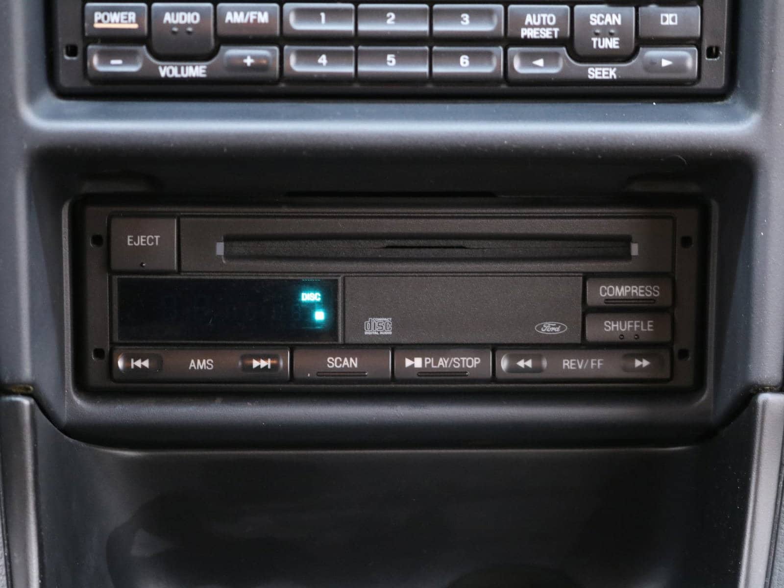1996 Ford Mustang 14