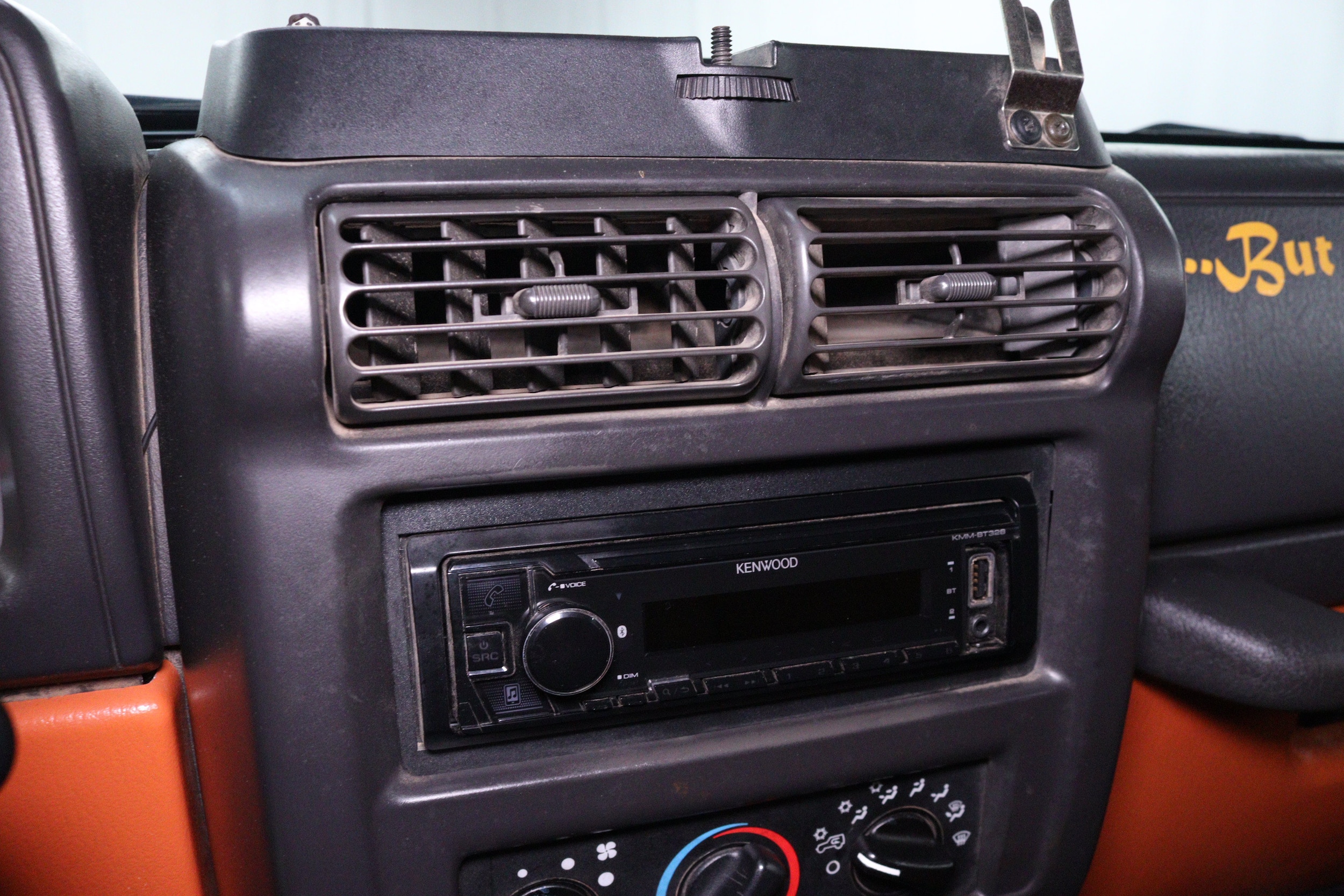 2002 Jeep Wrangler 13