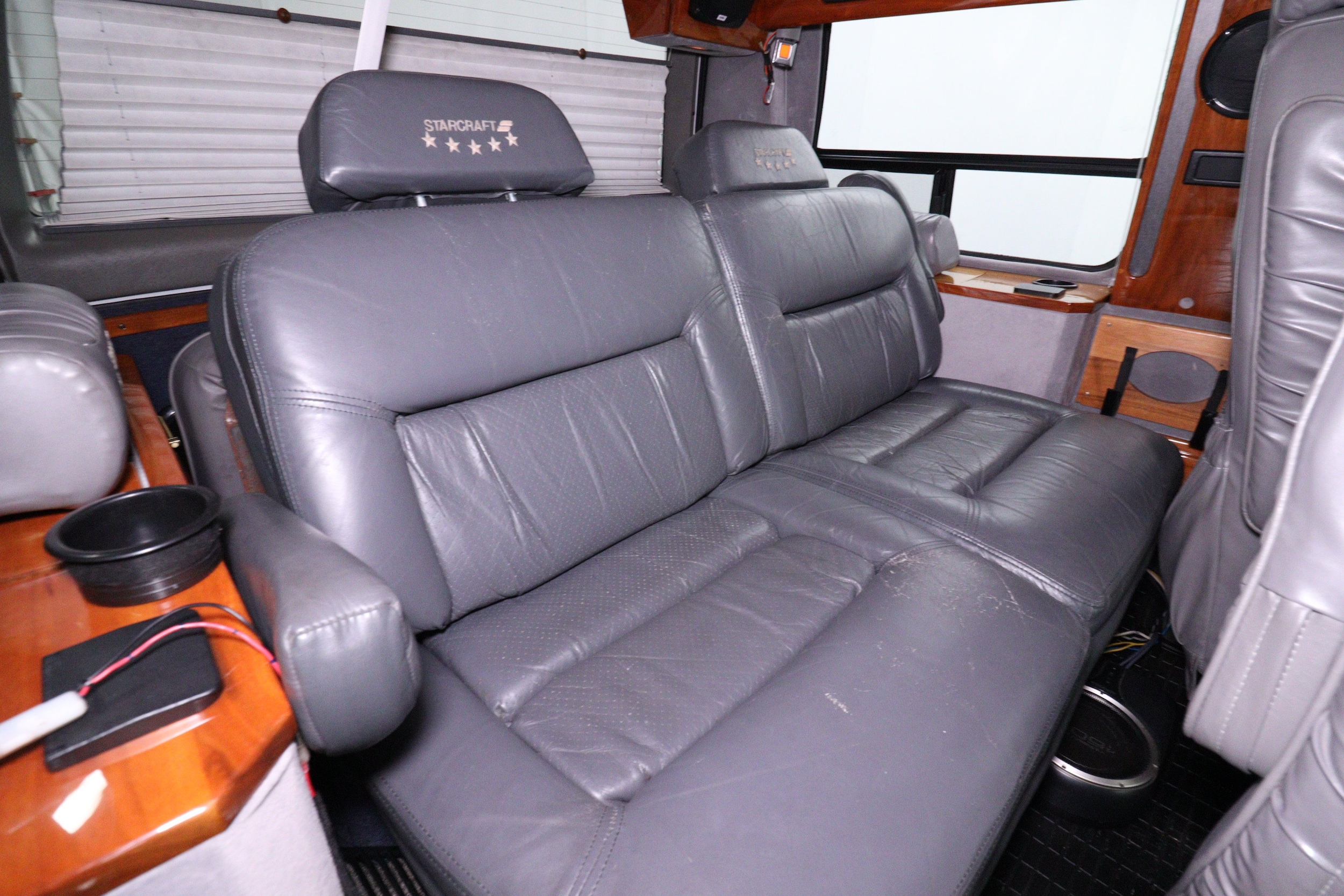 2001 Chevrolet Astro Cargo Van 24