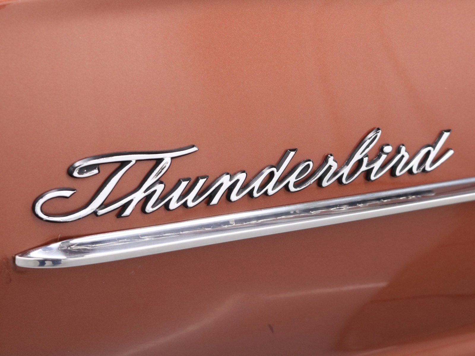 1966 Ford Thunderbird 60
