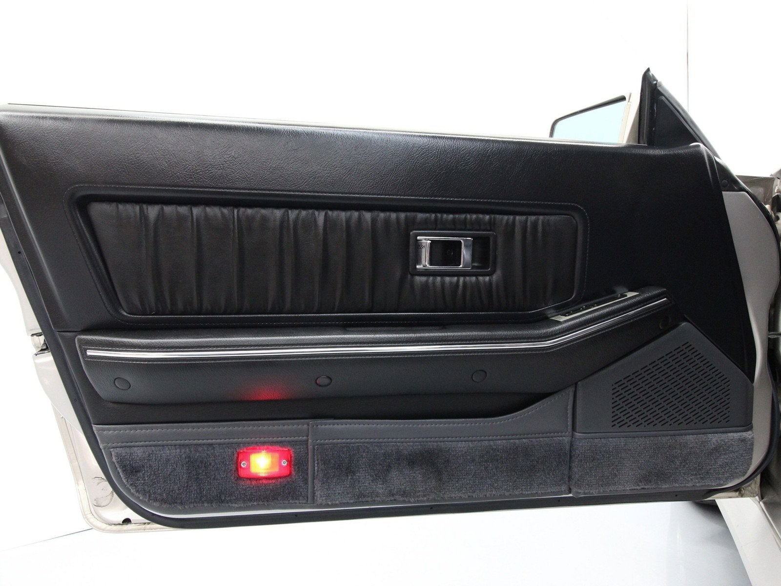 1986 Nissan 300ZX 39