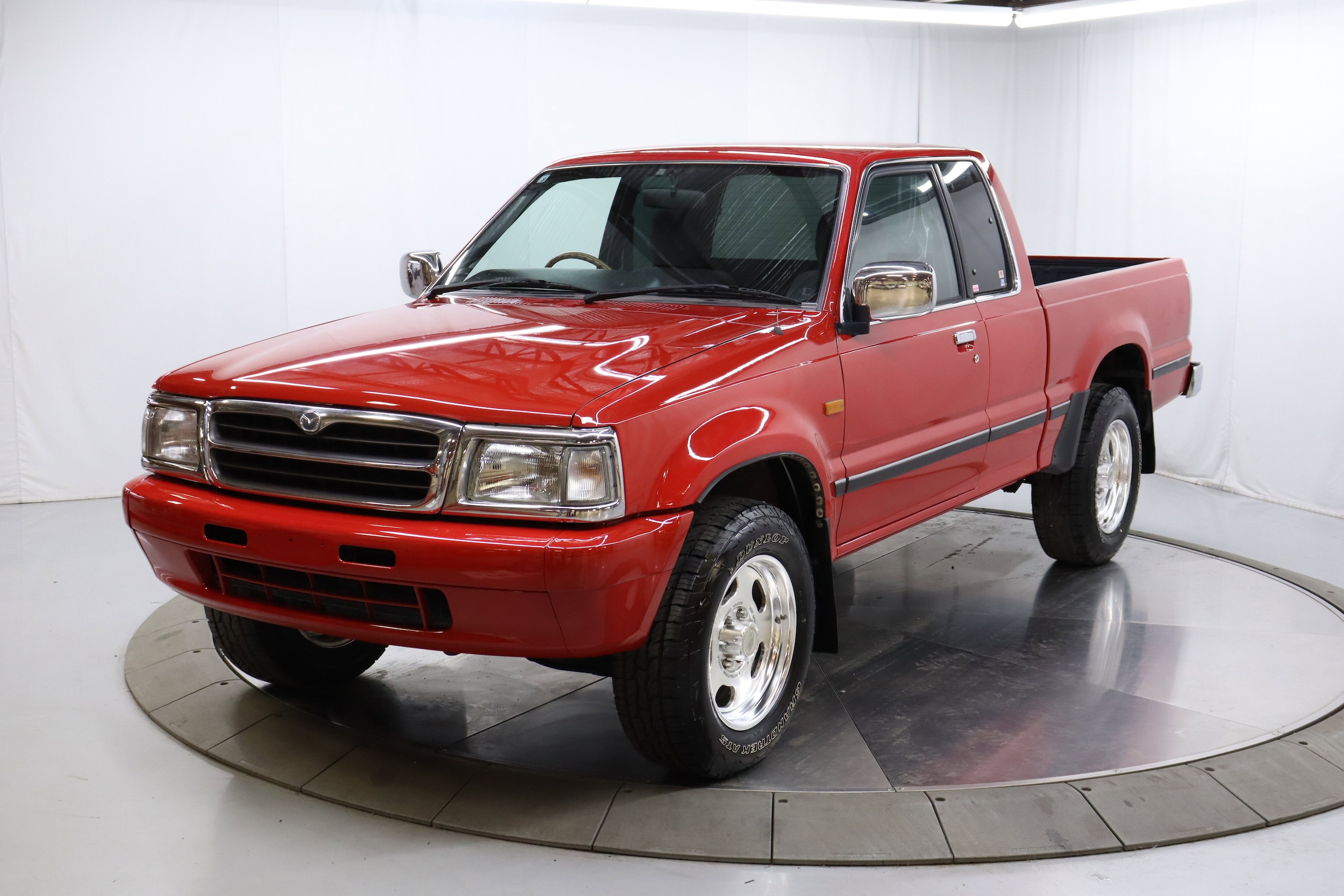 1998 Mazda Proceed 4