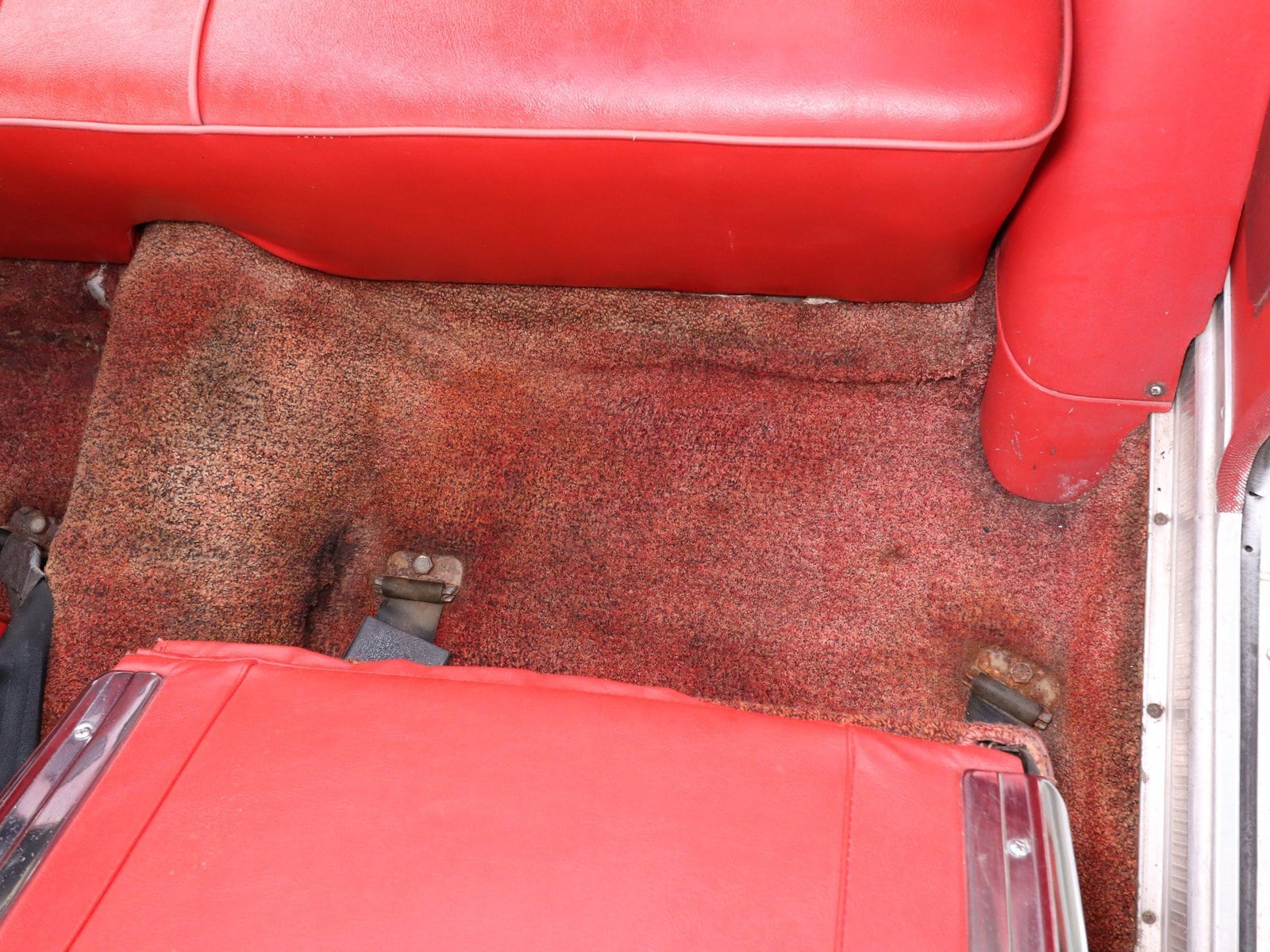 1963 Plymouth Valiant 90