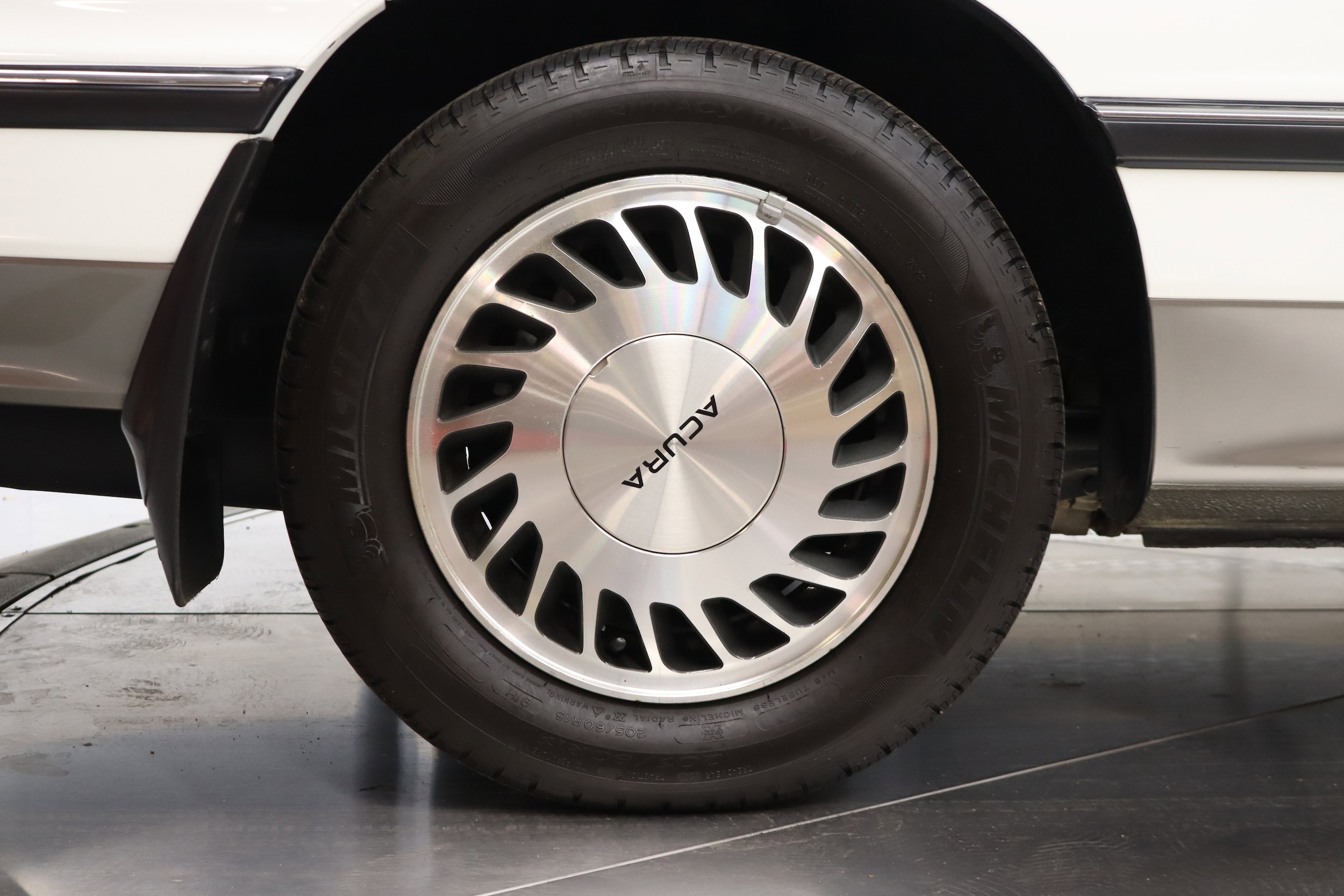 1990 Acura Legend 35