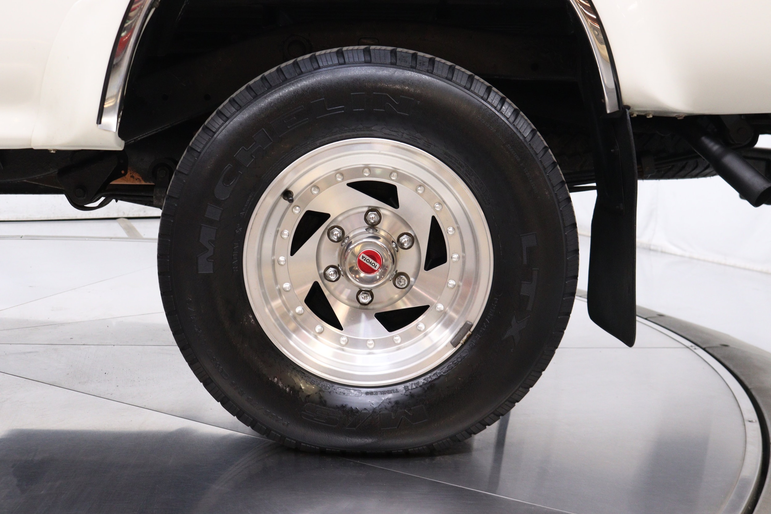 1994 Toyota Pickup 29