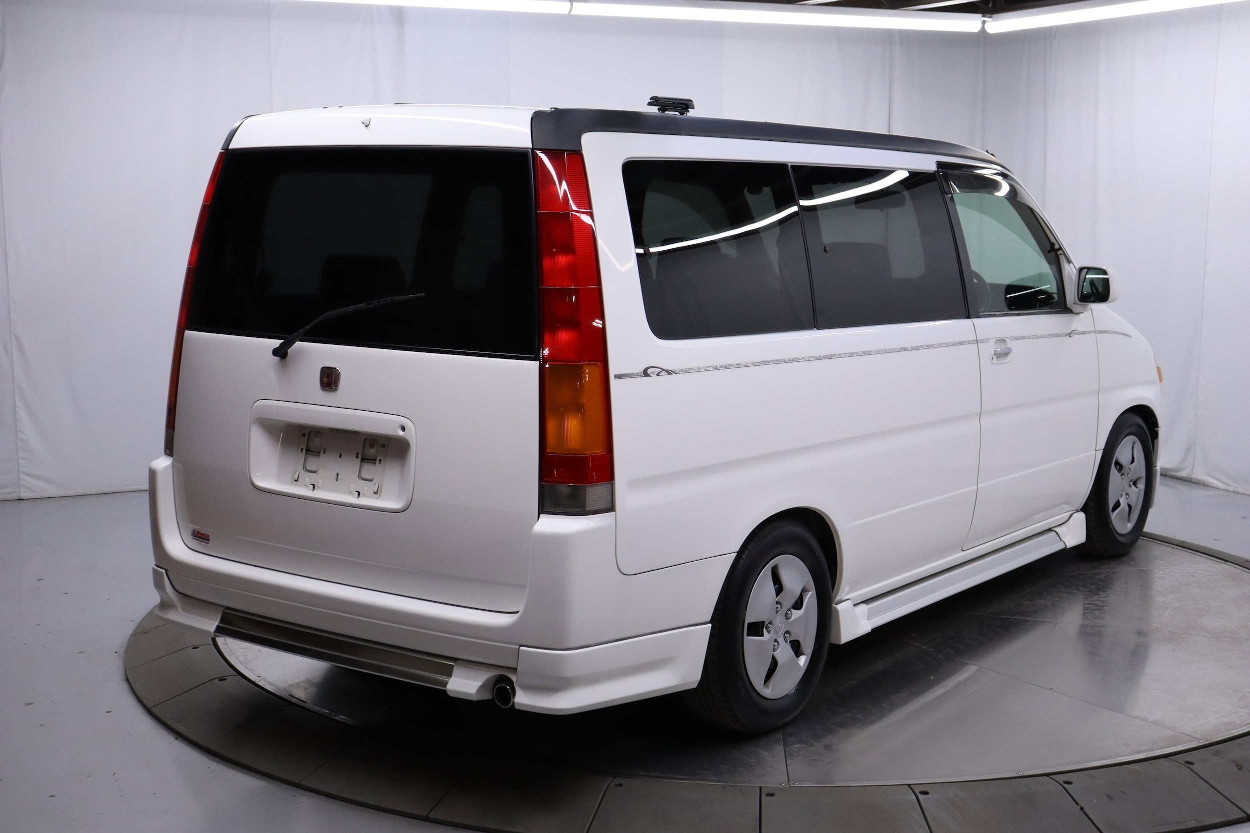 1998 Honda Stepwgn 9