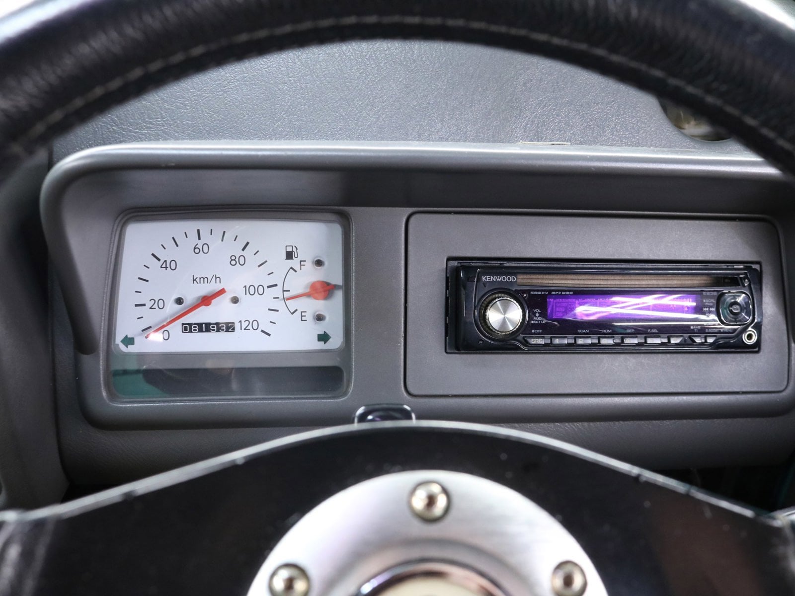 1996 Daihatsu Midget II 9