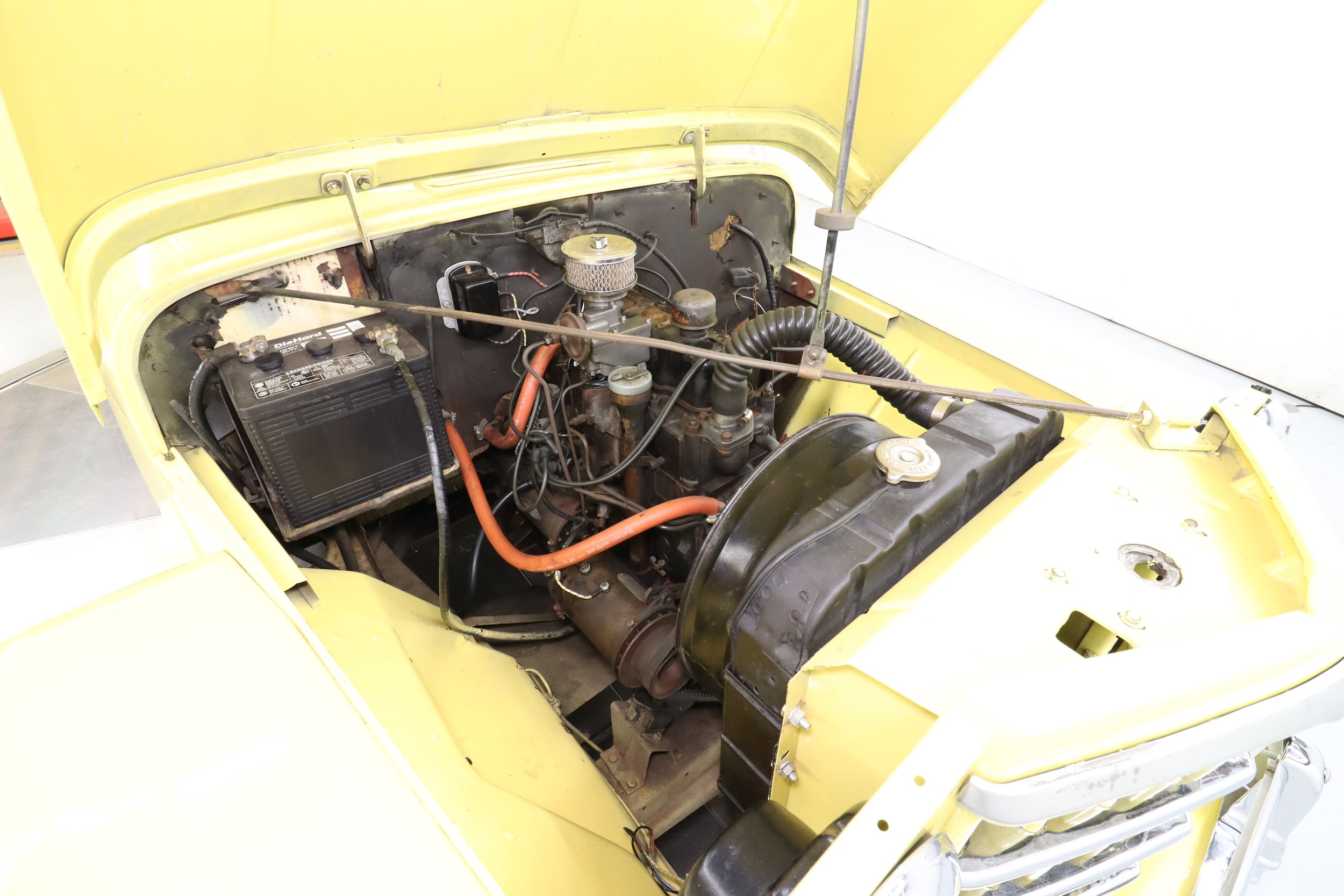 1950 Willys Jeepster 26
