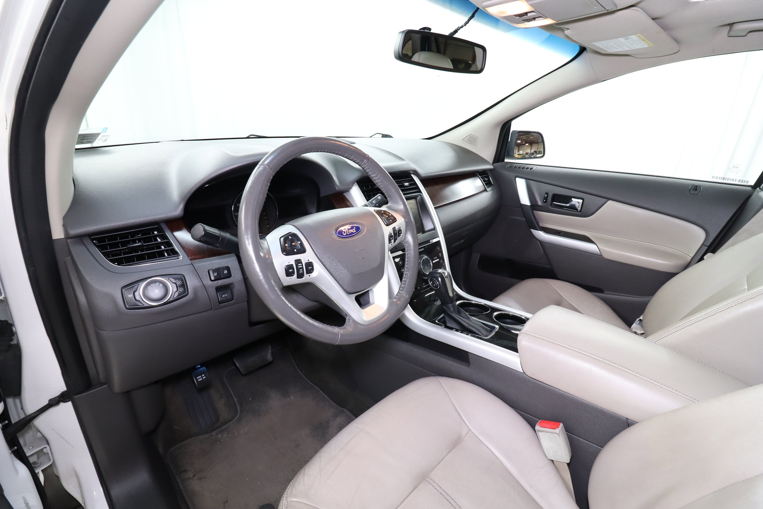 2012 Ford Edge 9