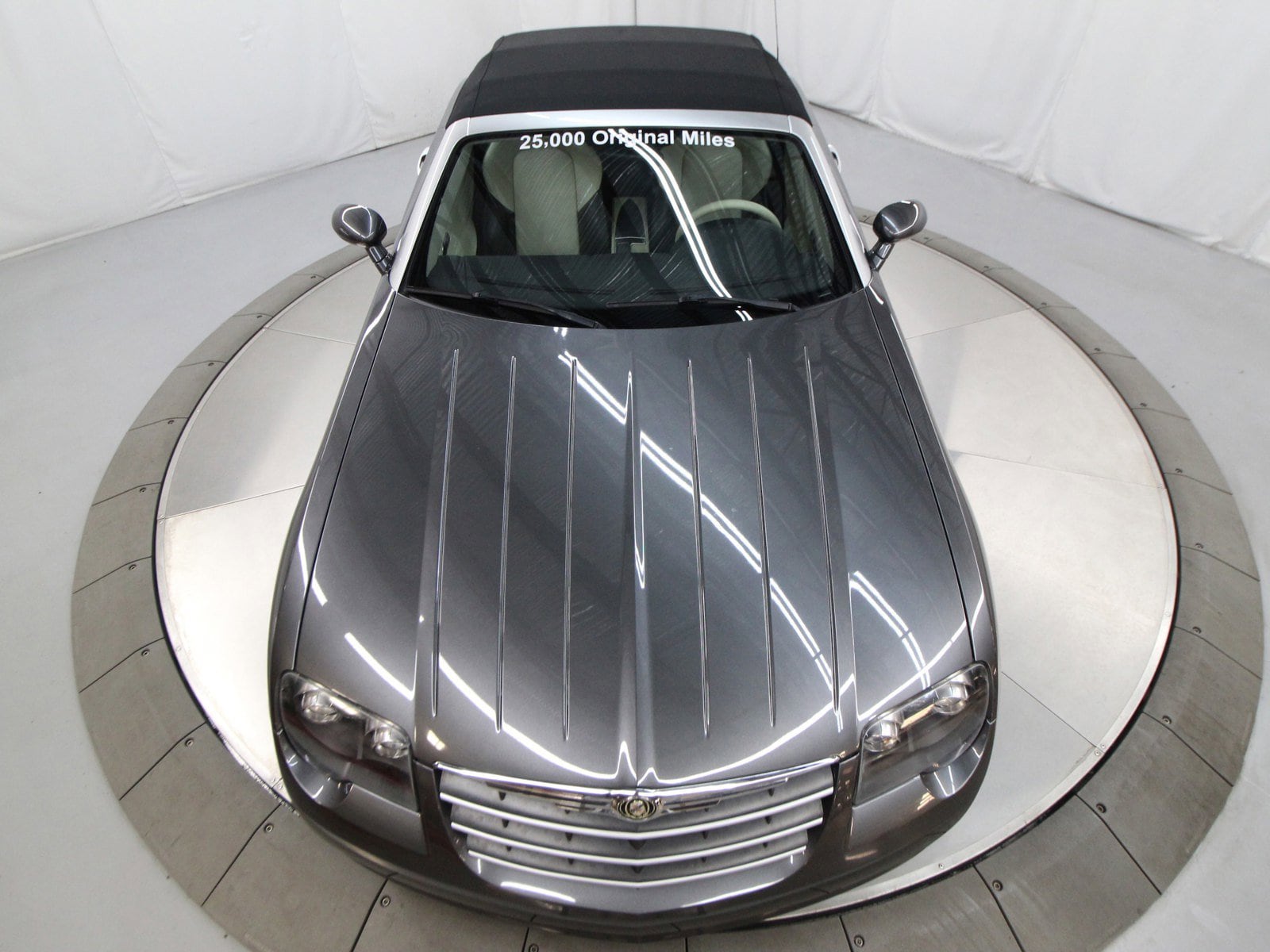 2005 Chrysler Crossfire 37