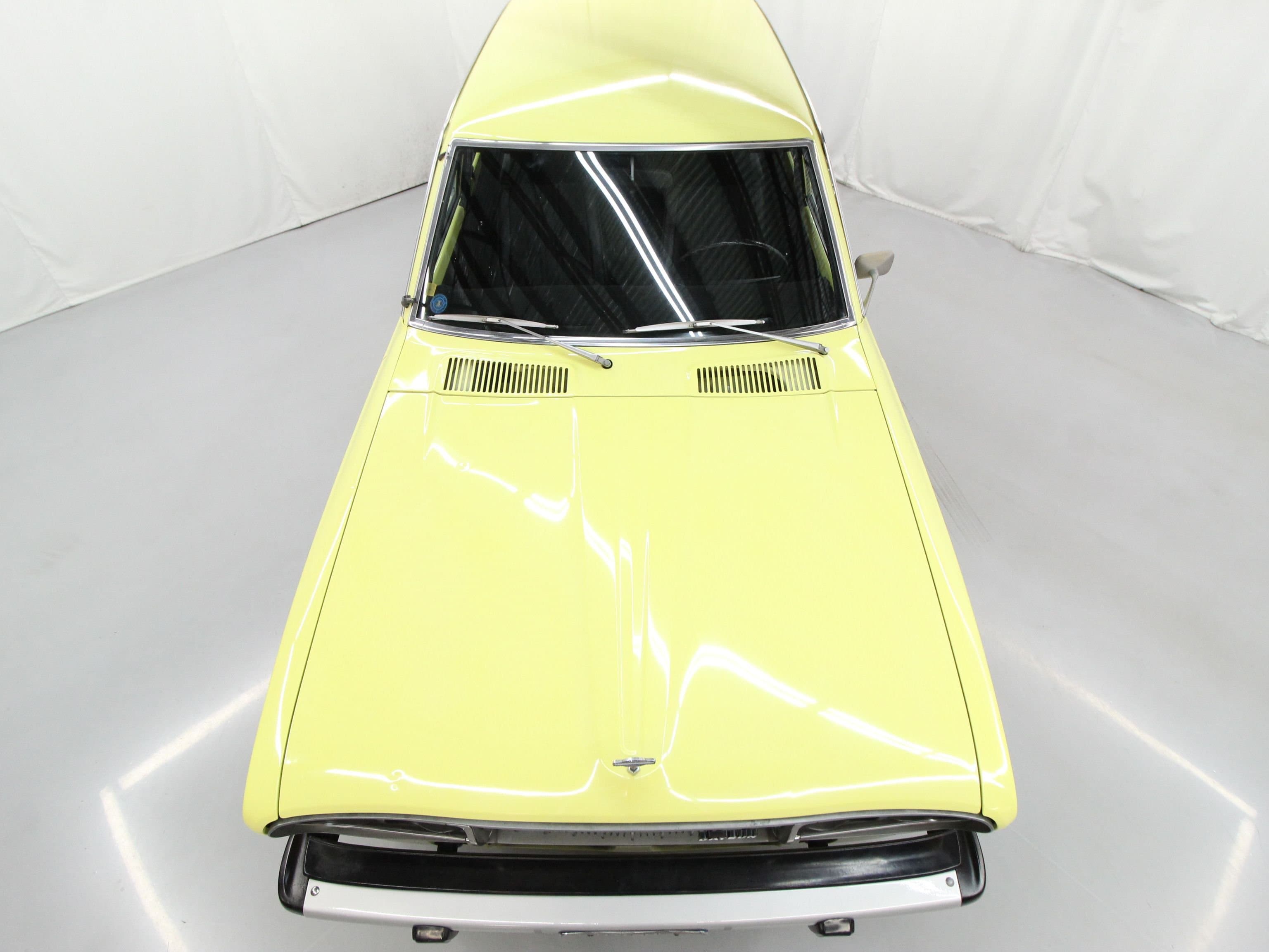 1974 Datsun 710 39