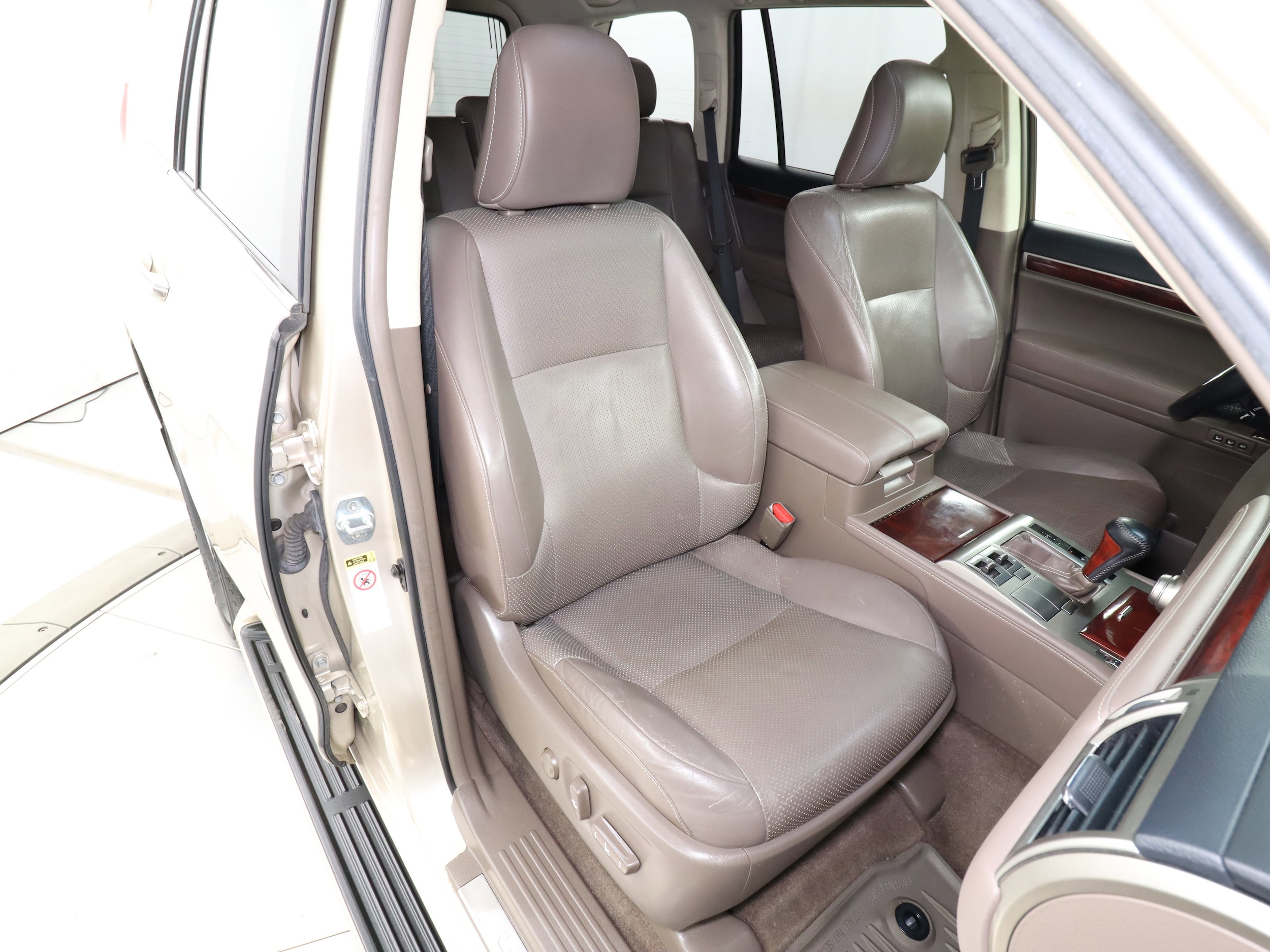 2011 Lexus GX460 18